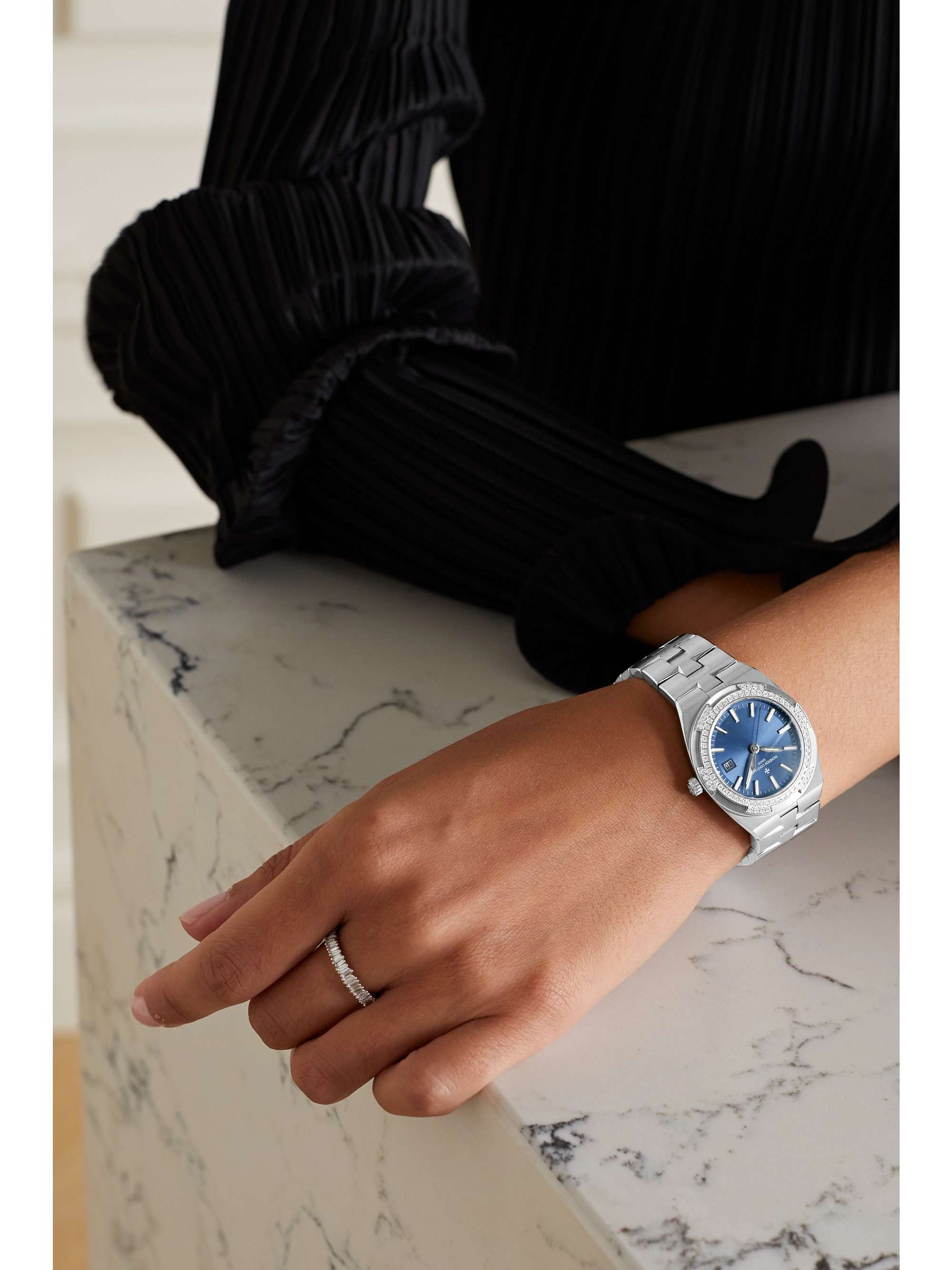VACHERON CONSTANTIN Overseas 33mm stainless steel and diamond watch