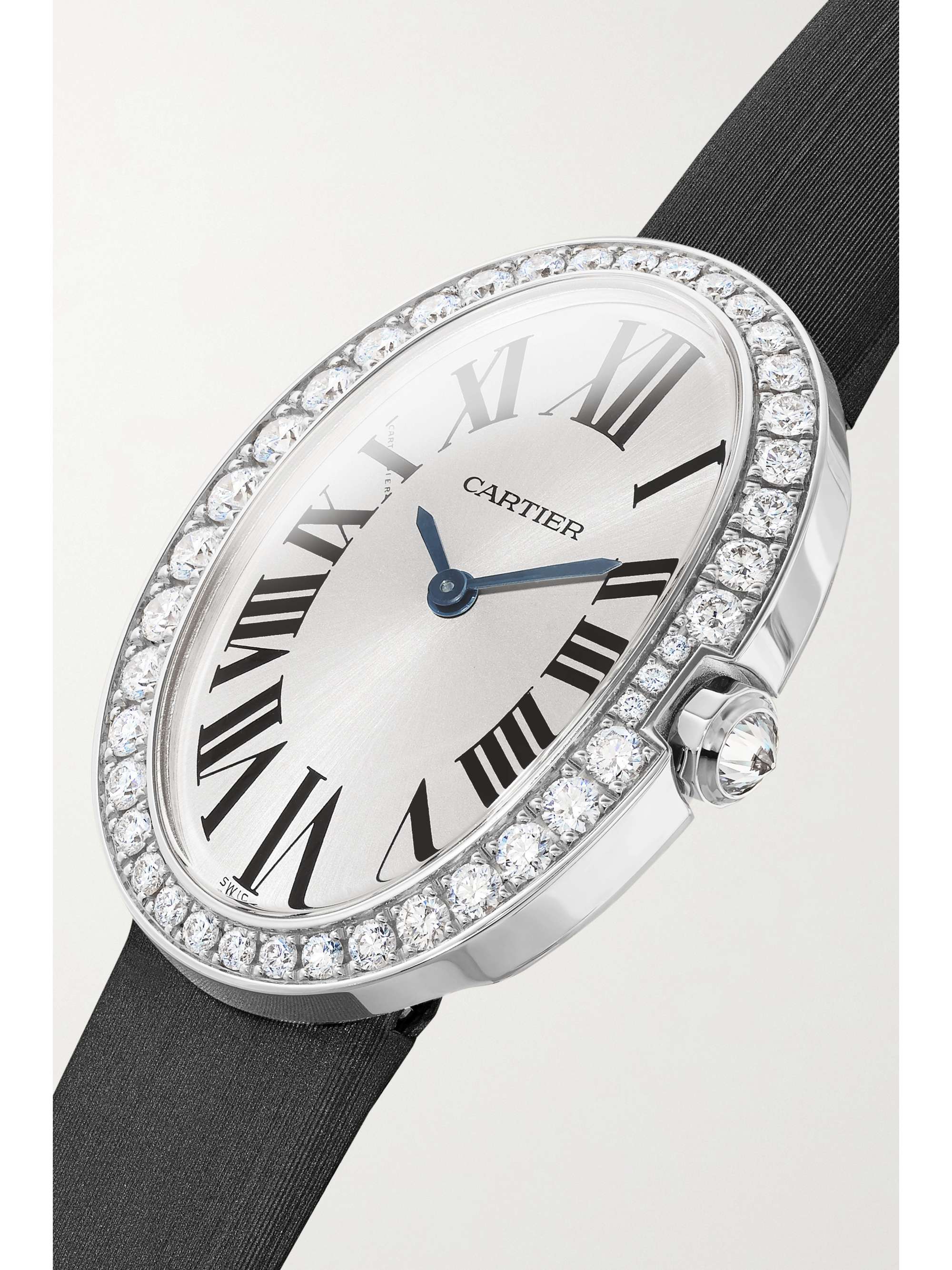 CARTIER Montre en or gris 18 carats (750/1000) rhodié et diamants à bracelet en toile brossée Baignoire Small, 24,5 mm