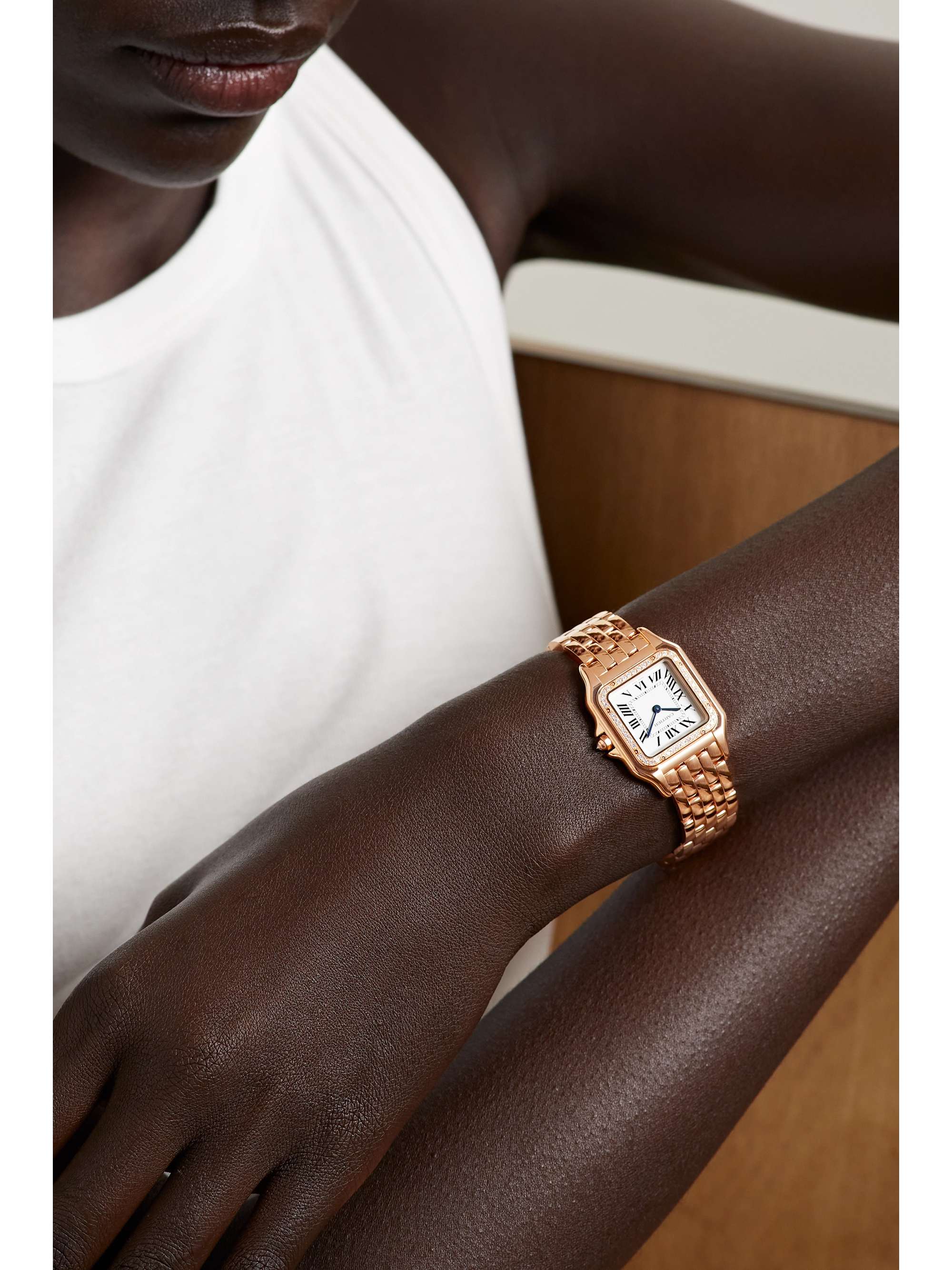 CARTIER Montre en or rose 18 carats (750/1000) et diamants Panthère de Cartier Medium, 27 mm