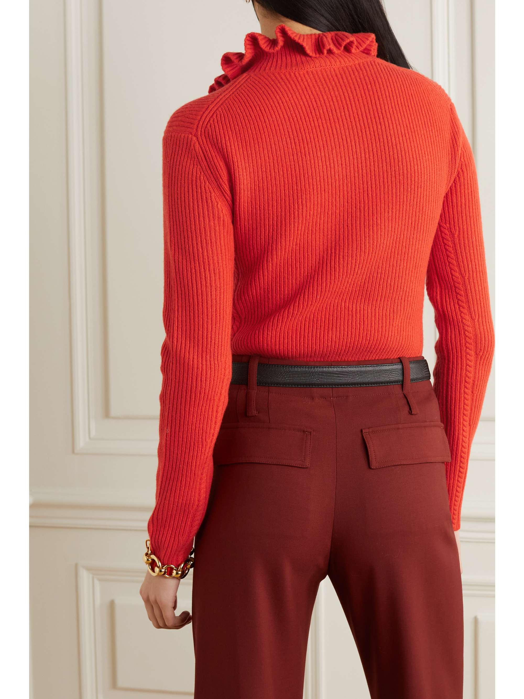 CHLOÉ Ruffled ribbed wool and cashmere-blend sweater