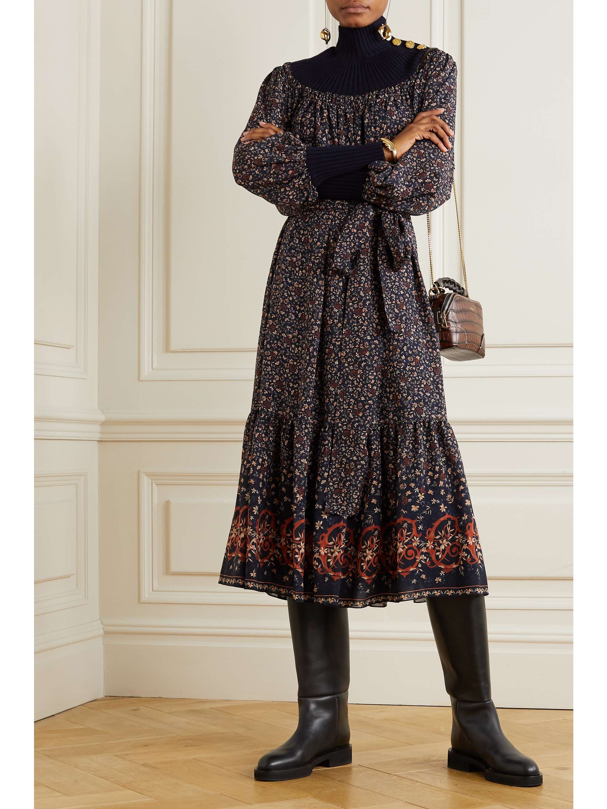 Váy midi của Chloé - mẫu váy thích hợp