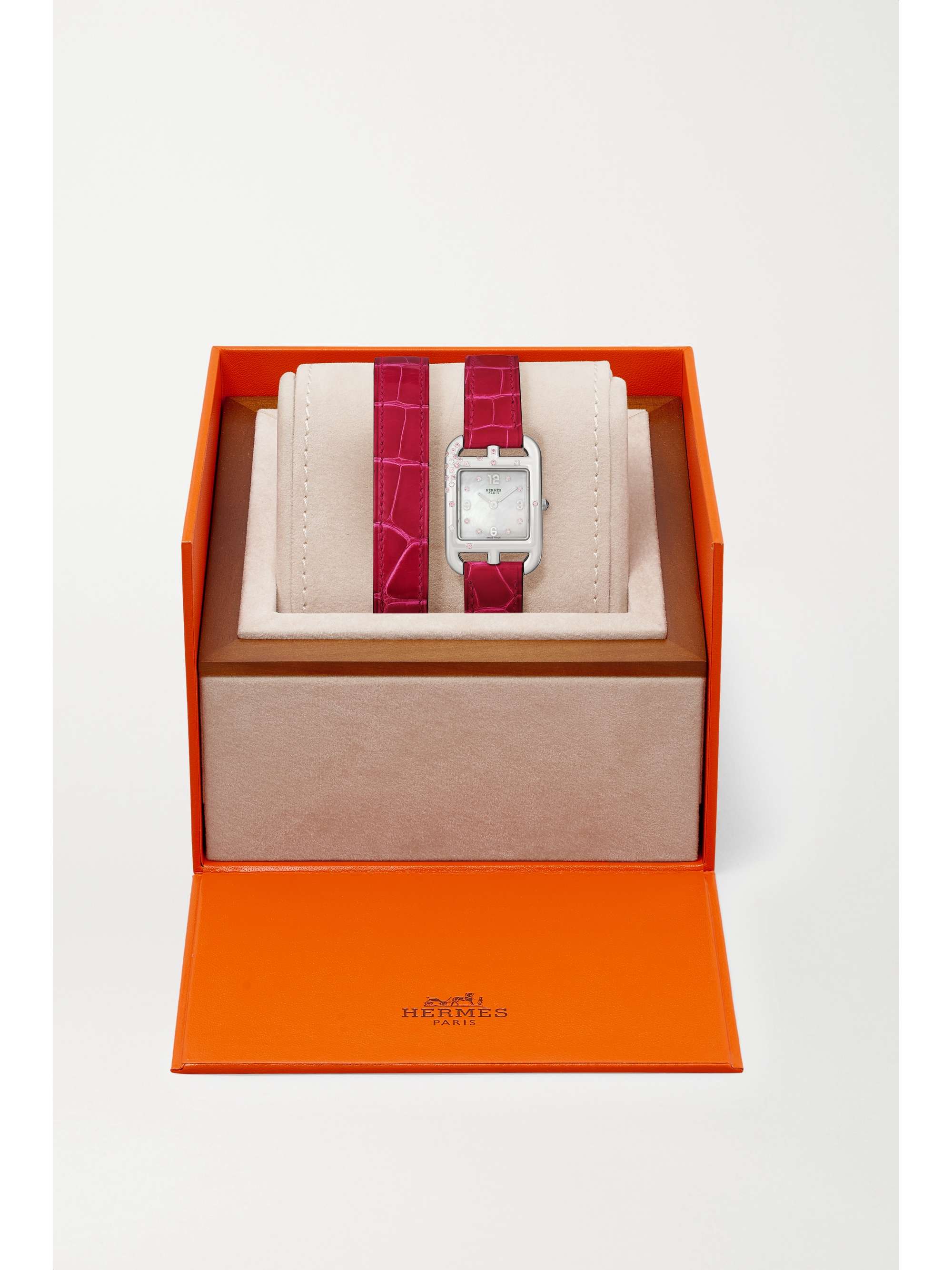 HERMÈS TIMEPIECES Cape Cod Double Tour 23mm small stainless steel, alligator, mother-of-pearl and diamond watch