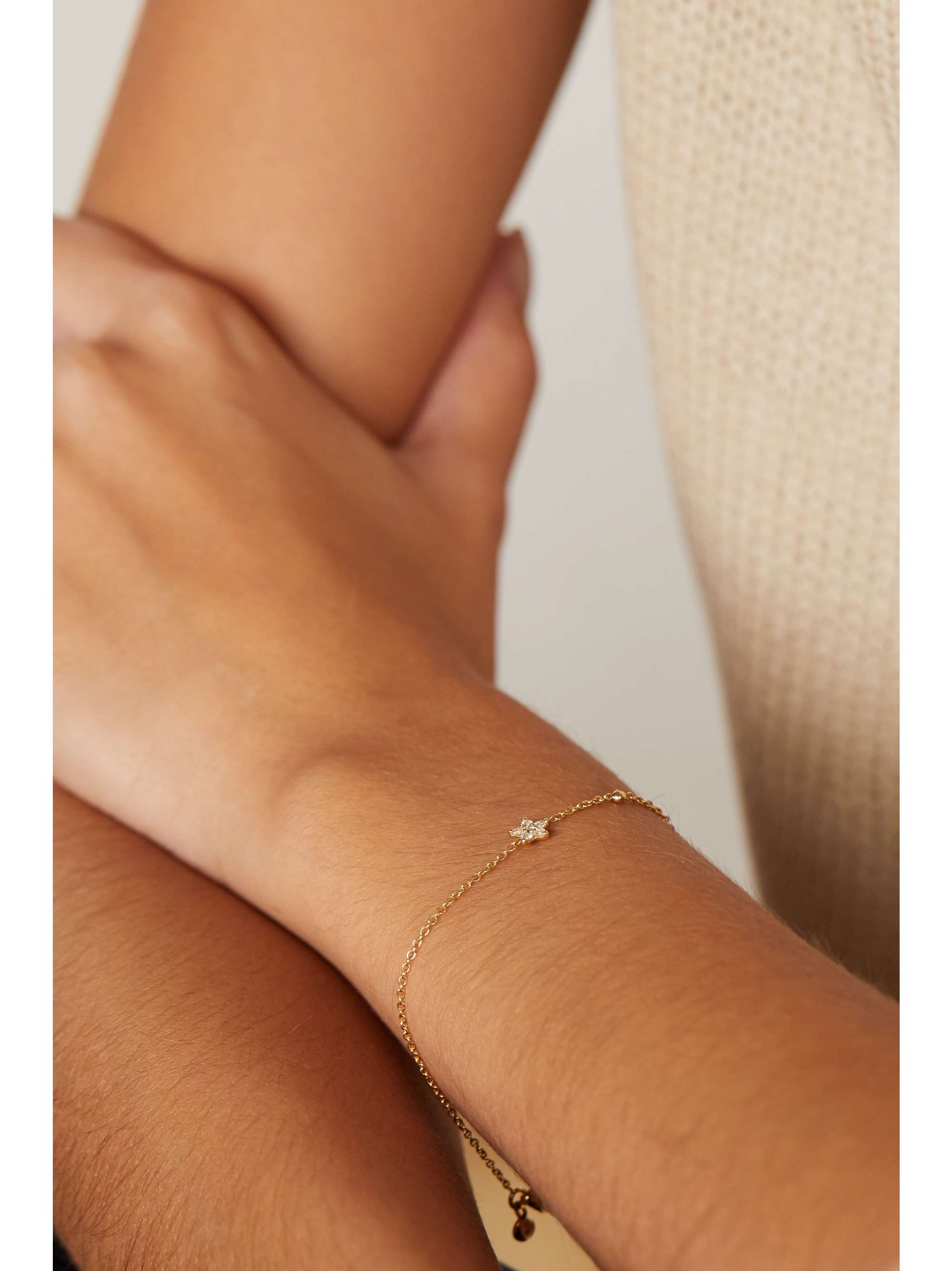 OLE LYNGGAARD COPENHAGEN Shooting Stars Armband aus 18 Karat Gold mit Diamanten