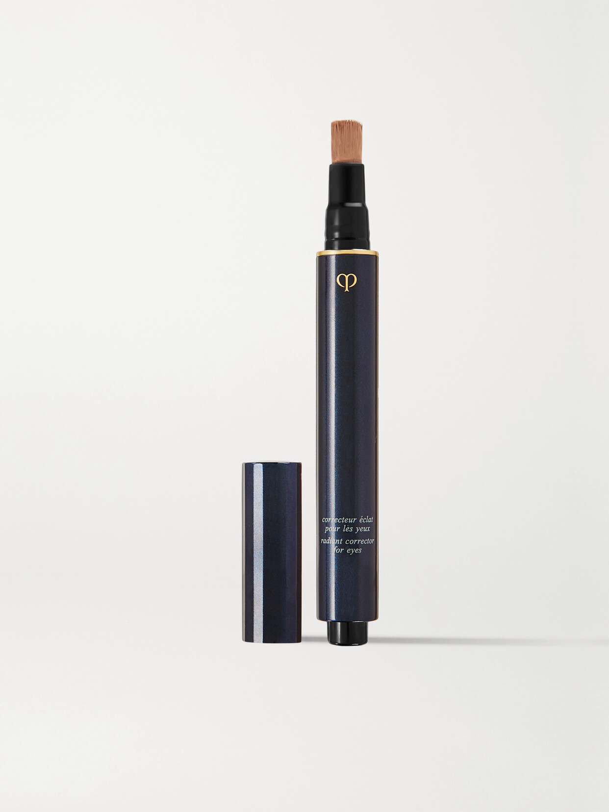 Clé De Peau Beauté Cle De Peau Beaute Radiant Corrector For Eyes In Neutrals