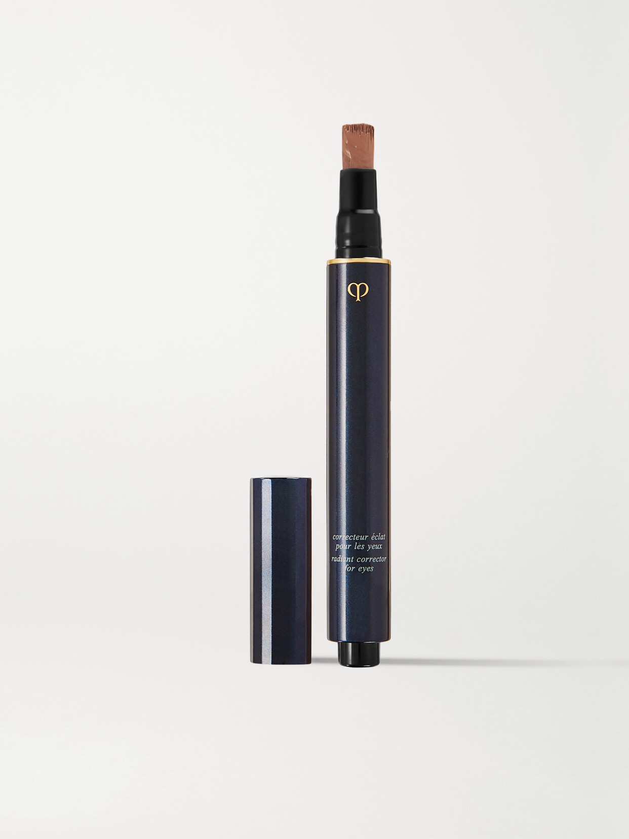 Clé De Peau Beauté Cle De Peau Beaute Radiant Corrector For Eyes In Neutrals