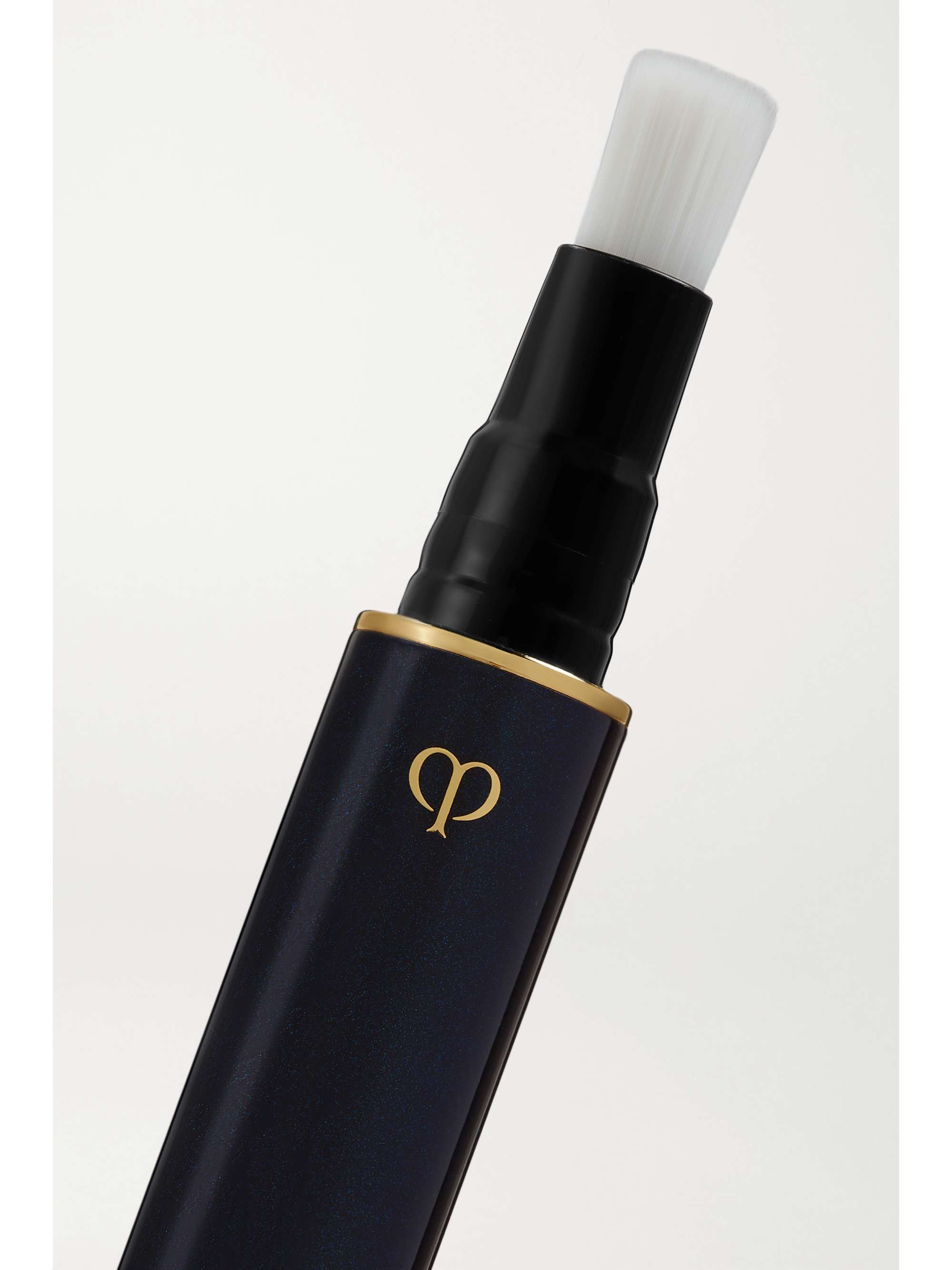 CLÉ DE PEAU BEAUTÉ Radiant Corrector for Eyes - Beige