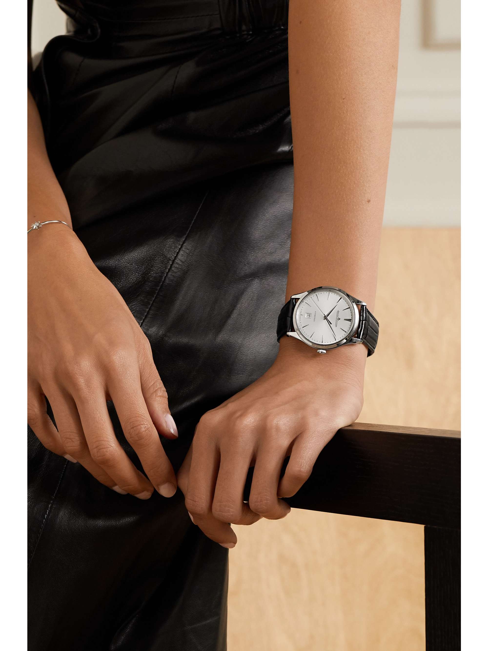 JAEGER LECOULTRE Montre en acier inoxydable à bracelet en alligator Master Ultra Thin Date Automatique 39 mm