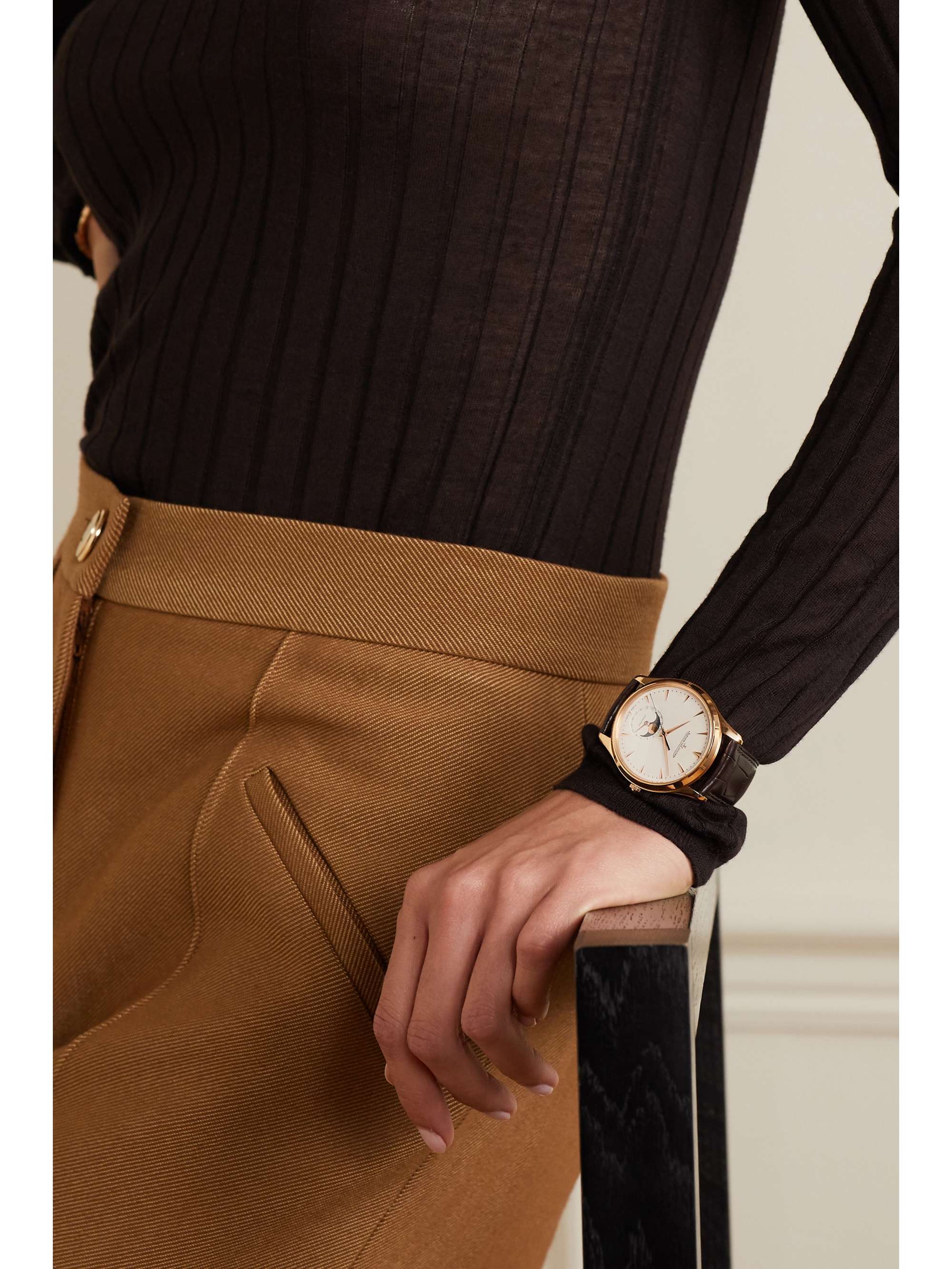 JAEGER LECOULTRE Master Ultra Thin Moon Automatic 39mm 18-karat rose gold and alligator watch