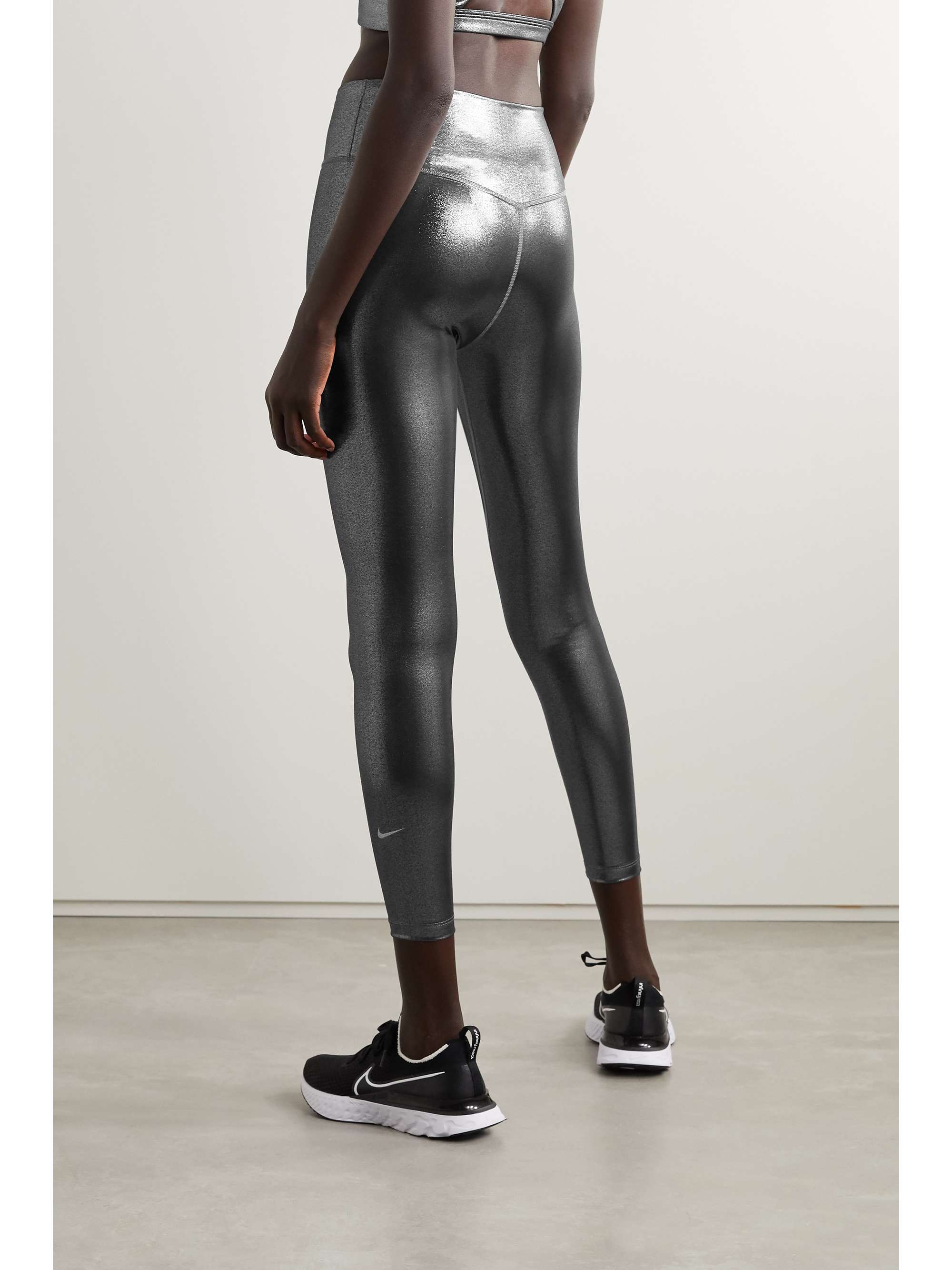 nike metallic legging