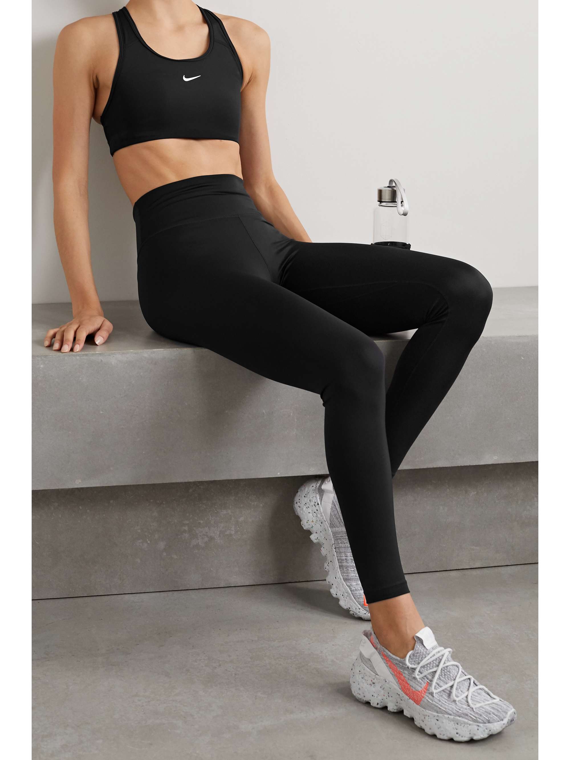 Nike mini swoosh legging short in black