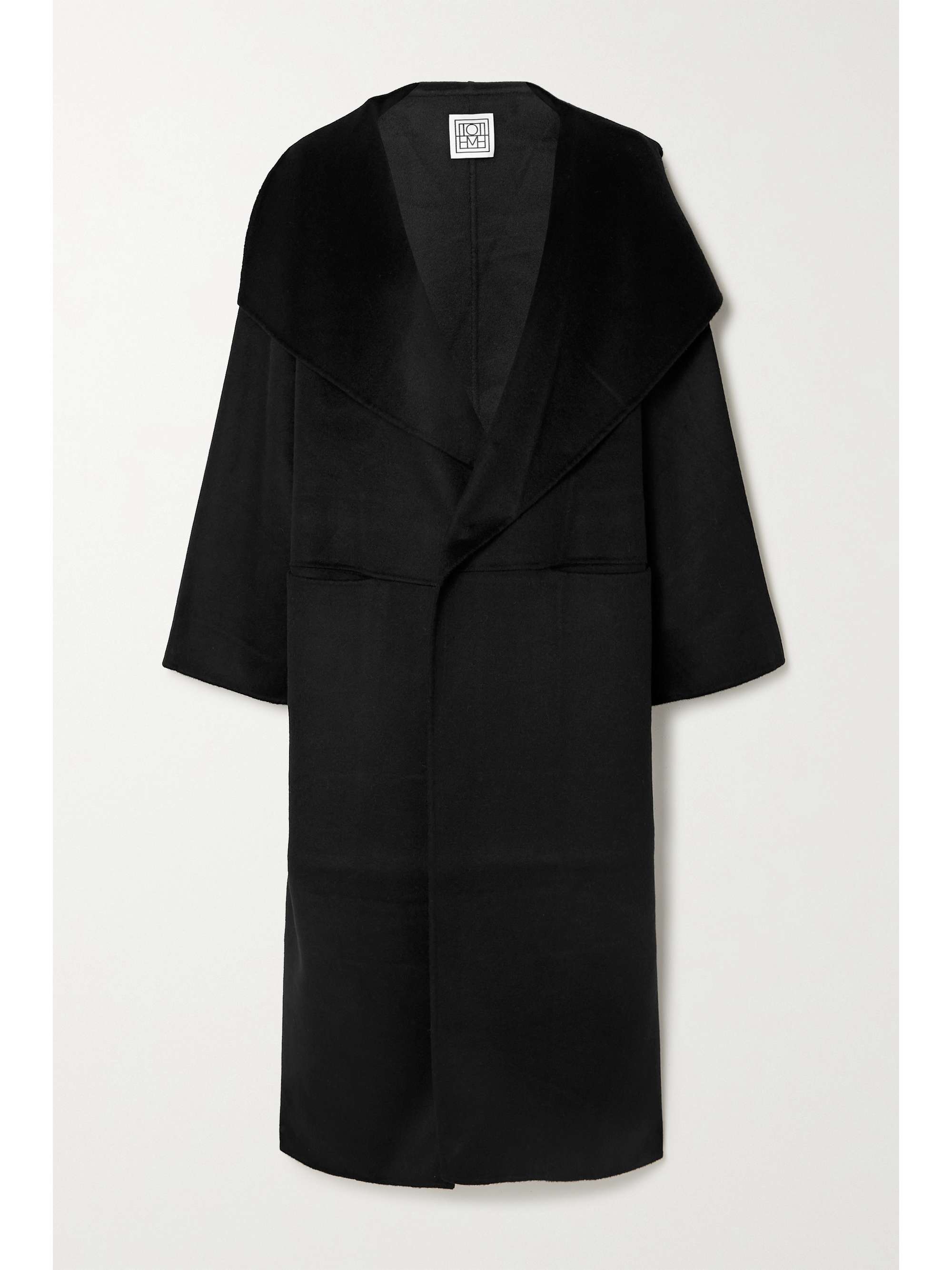 black cashmere coat