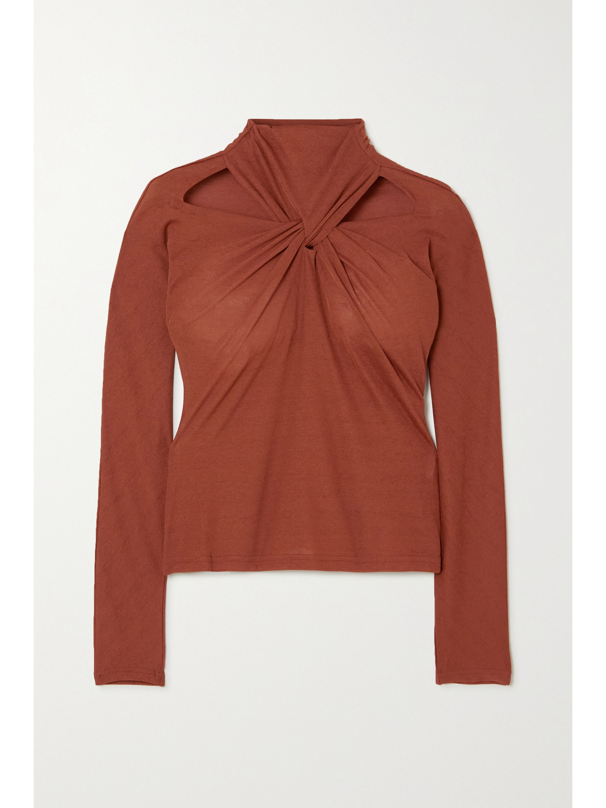 REJINA PYO - Maia Tw...