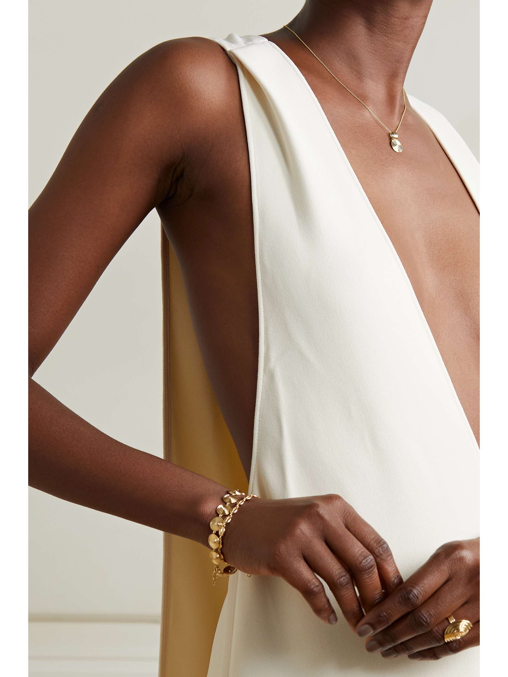 ALMASIKA Petite Universum 18-karat gold diamond necklace