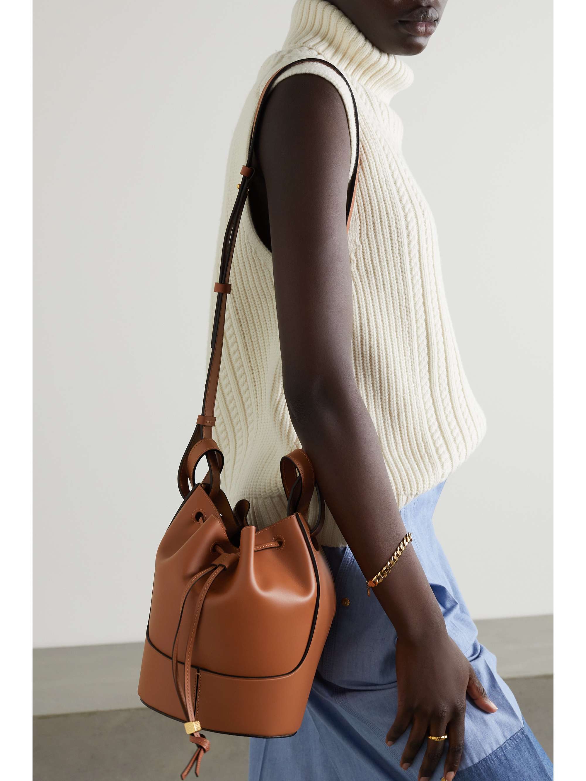 LOEWE Balloon small leather bucket bag