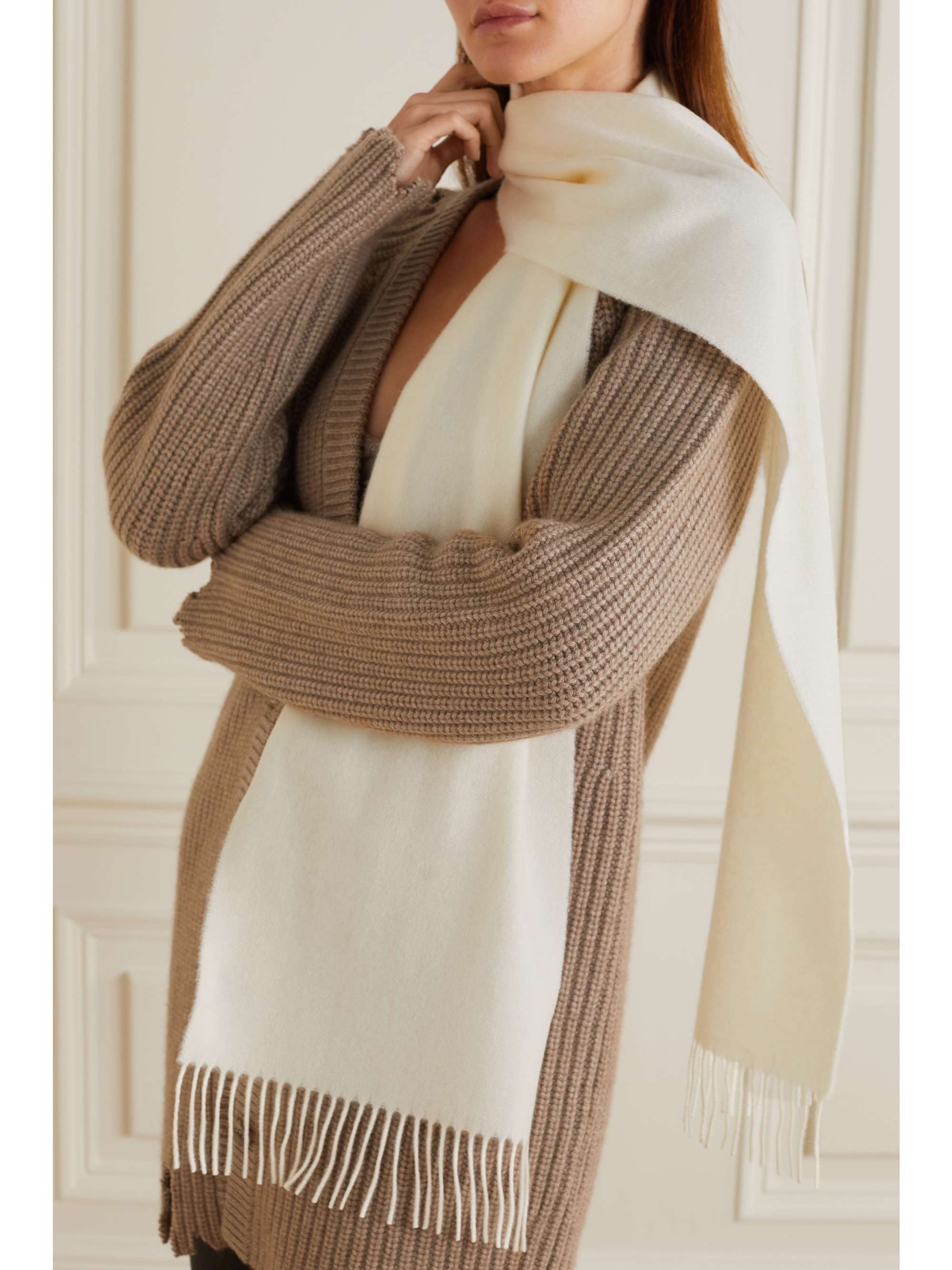 JOHNSTONS OF ELGIN + NET SUSTAIN fringed cashmere scarf
