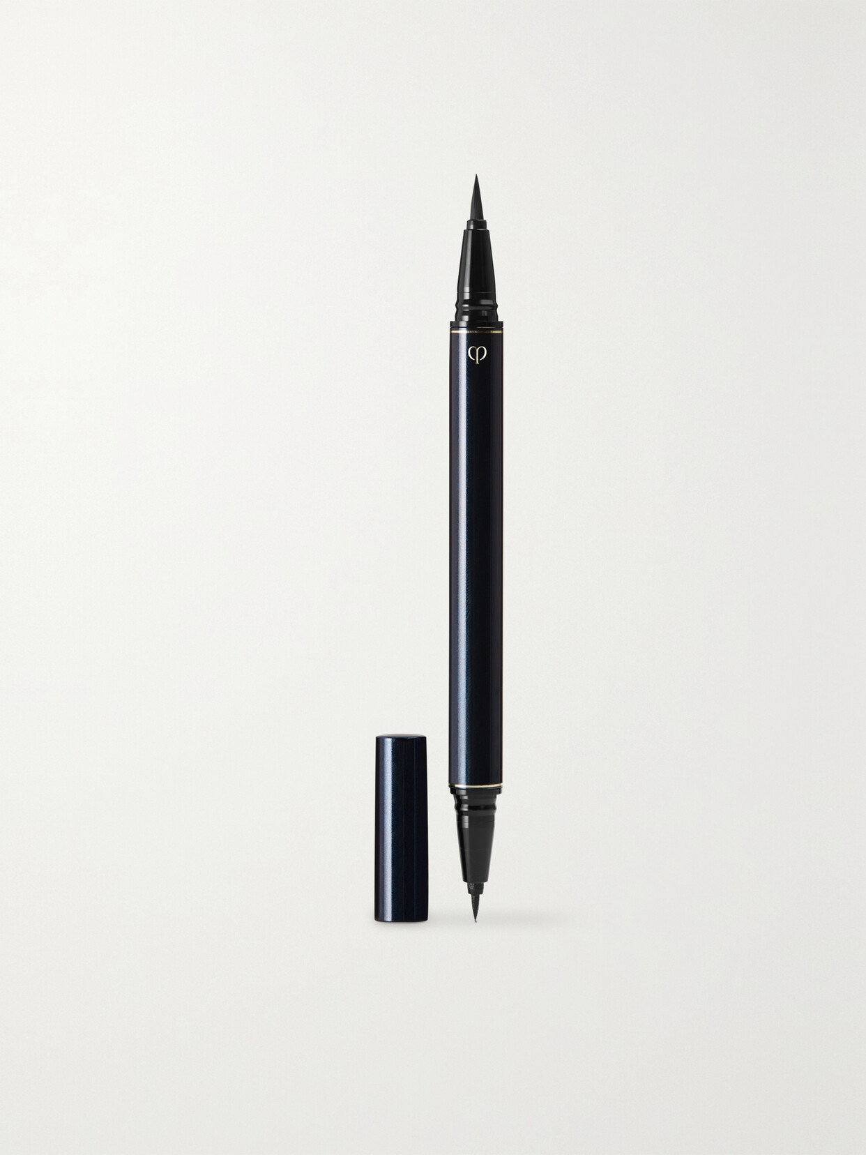 Clé De Peau Beauté Cle De Peau Beaute Intensifying Liquid Eyeliner In Black