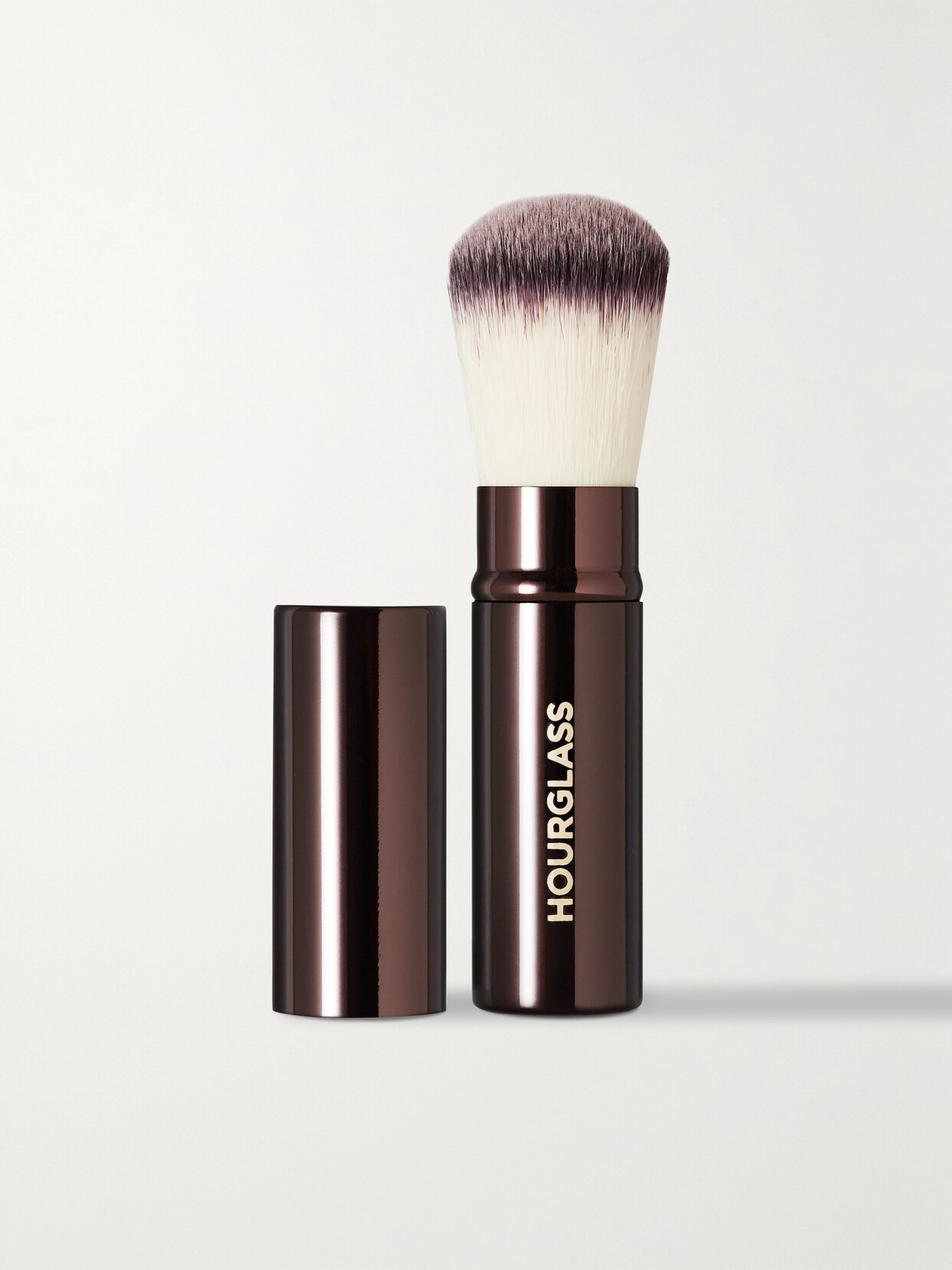 HOURGLASS RETRACTABLE FOUNDATION BRUSH - ONE SIZE