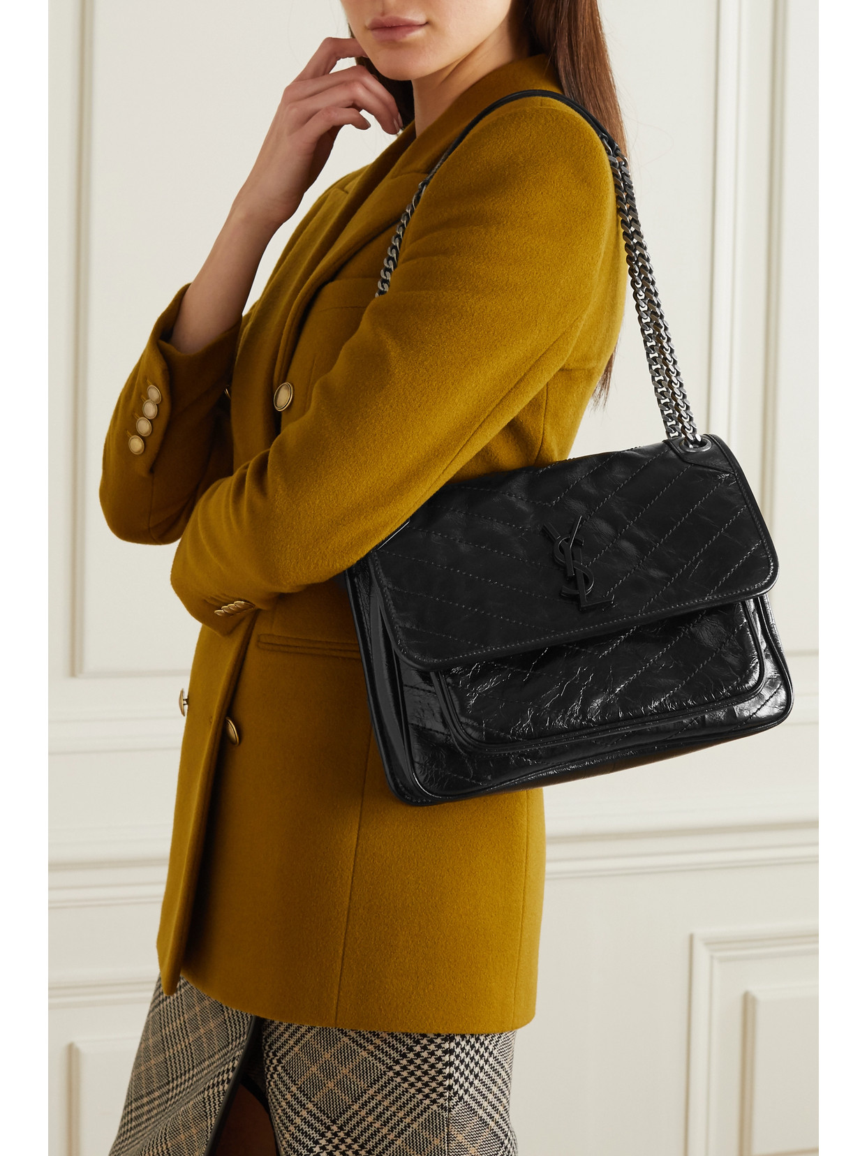 Saint Laurent Niki Medium Crinkled Glossed-leather Shoulder Bag In Black