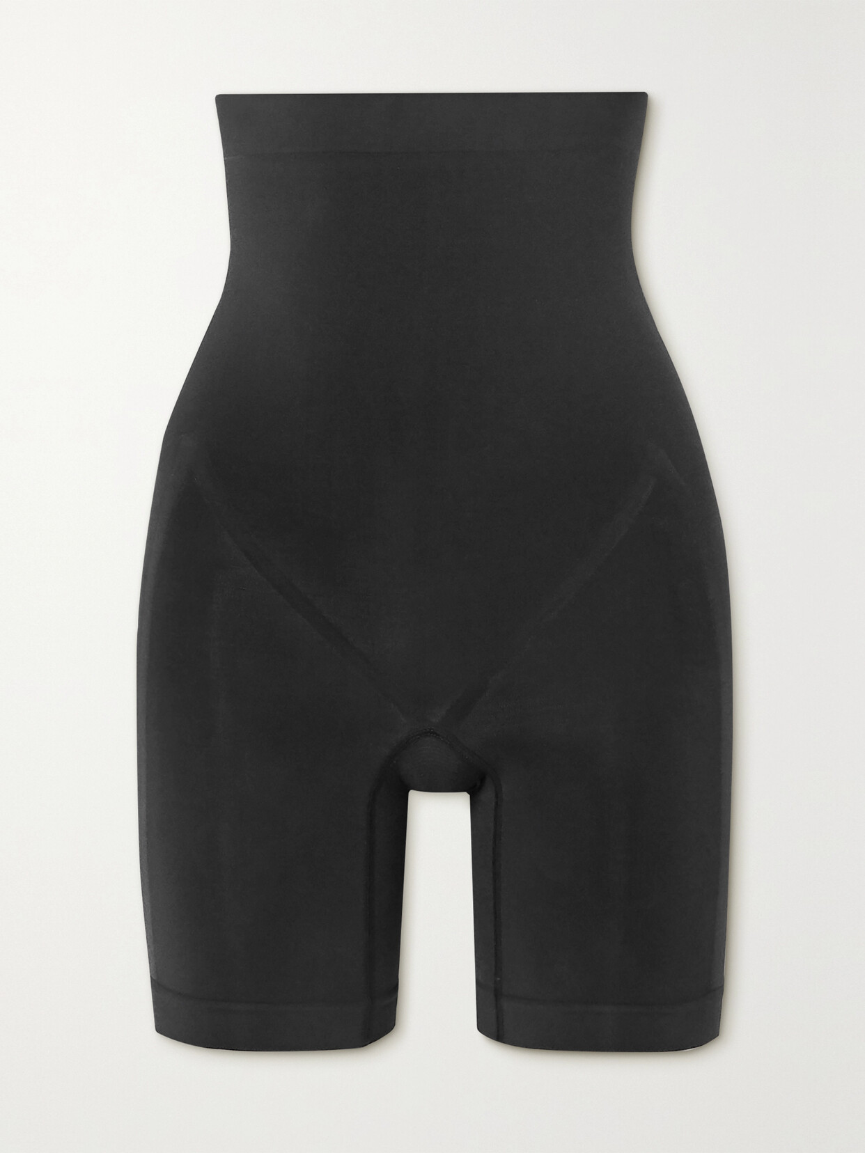 Skims Seamless Sculpt Mid Thigh Shorts In Black
