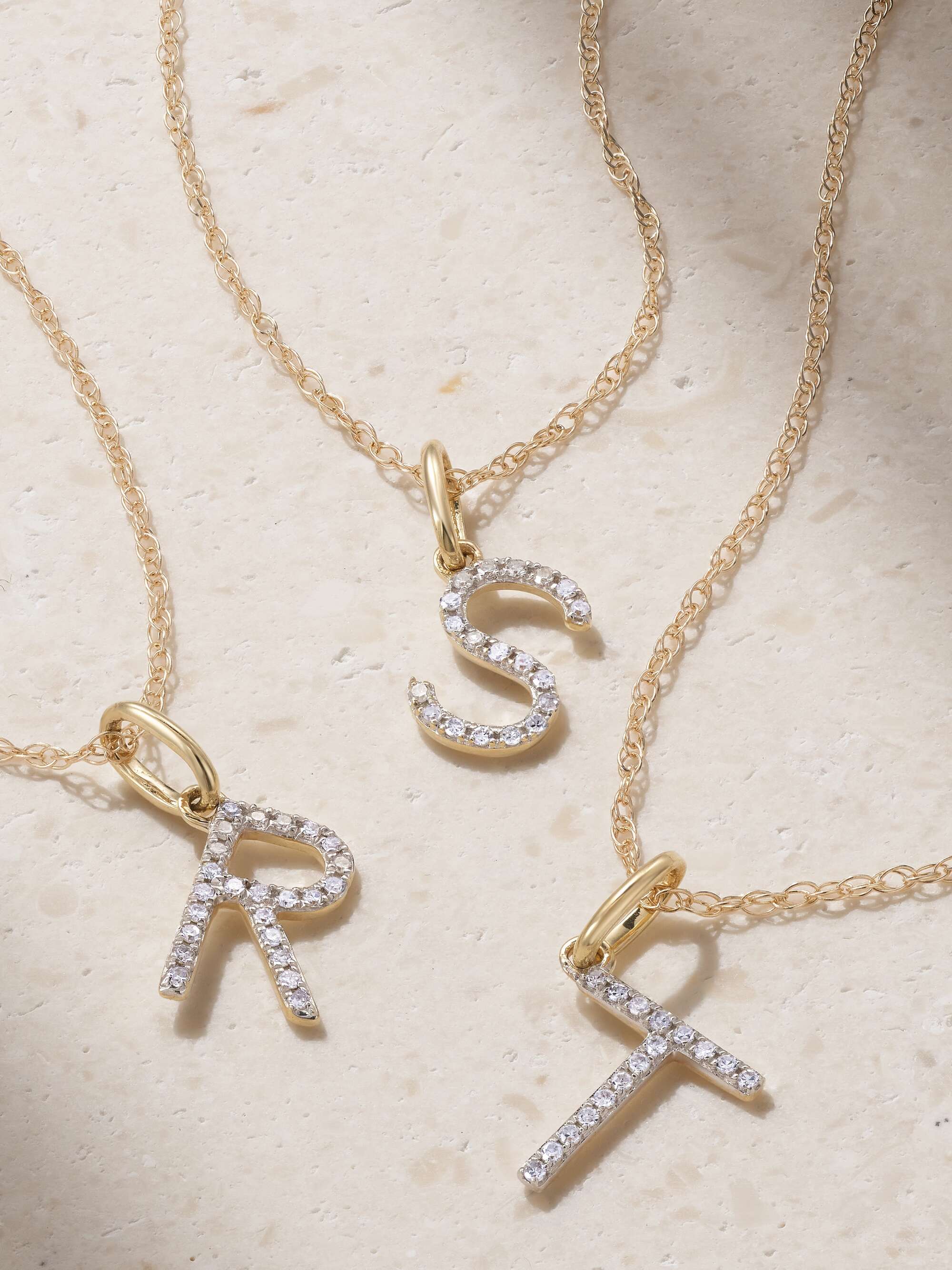 STONE AND STRAND Alphabet 9-karat gold diamond necklace