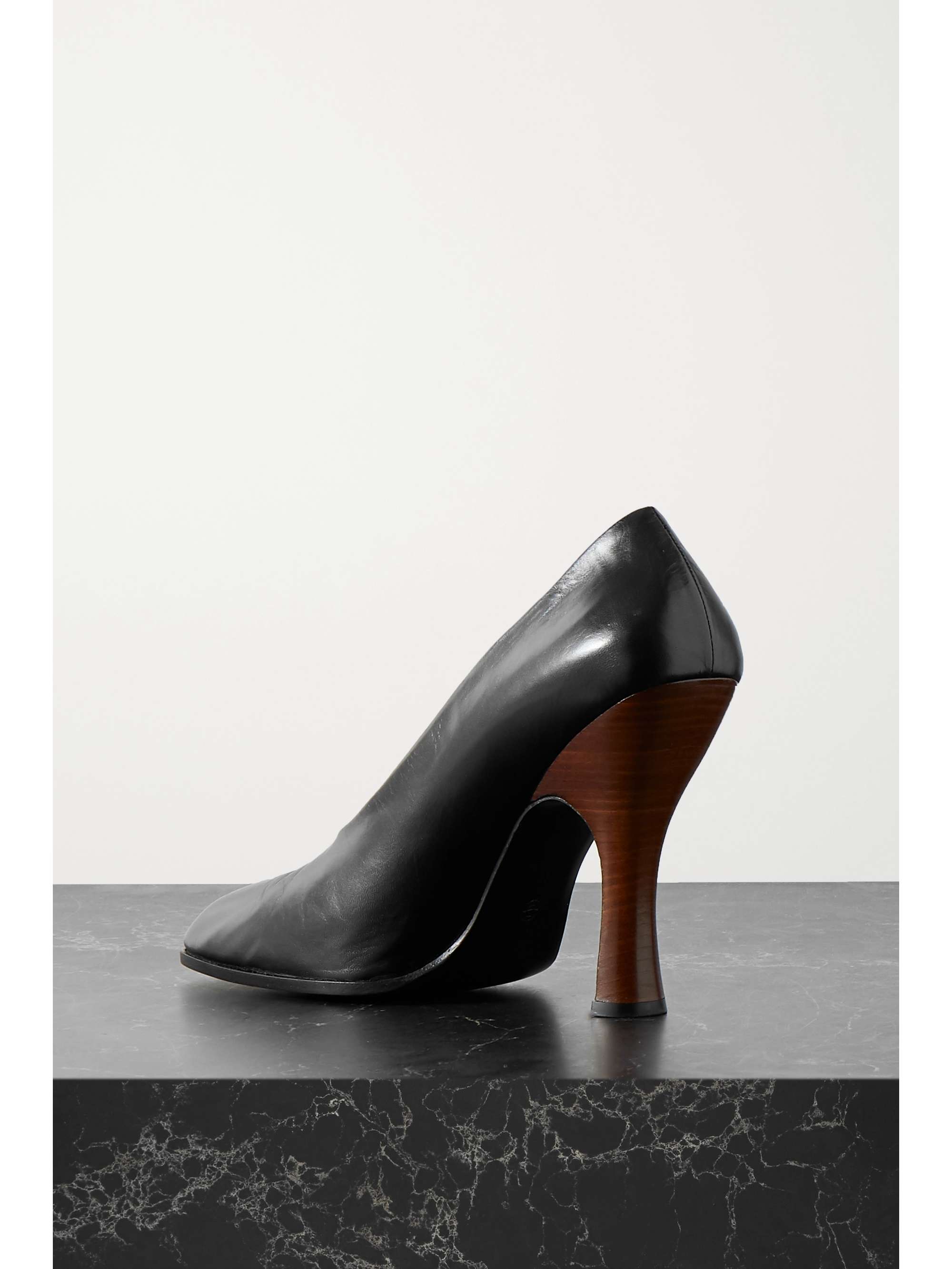 THE ROW Jade leather pumps
