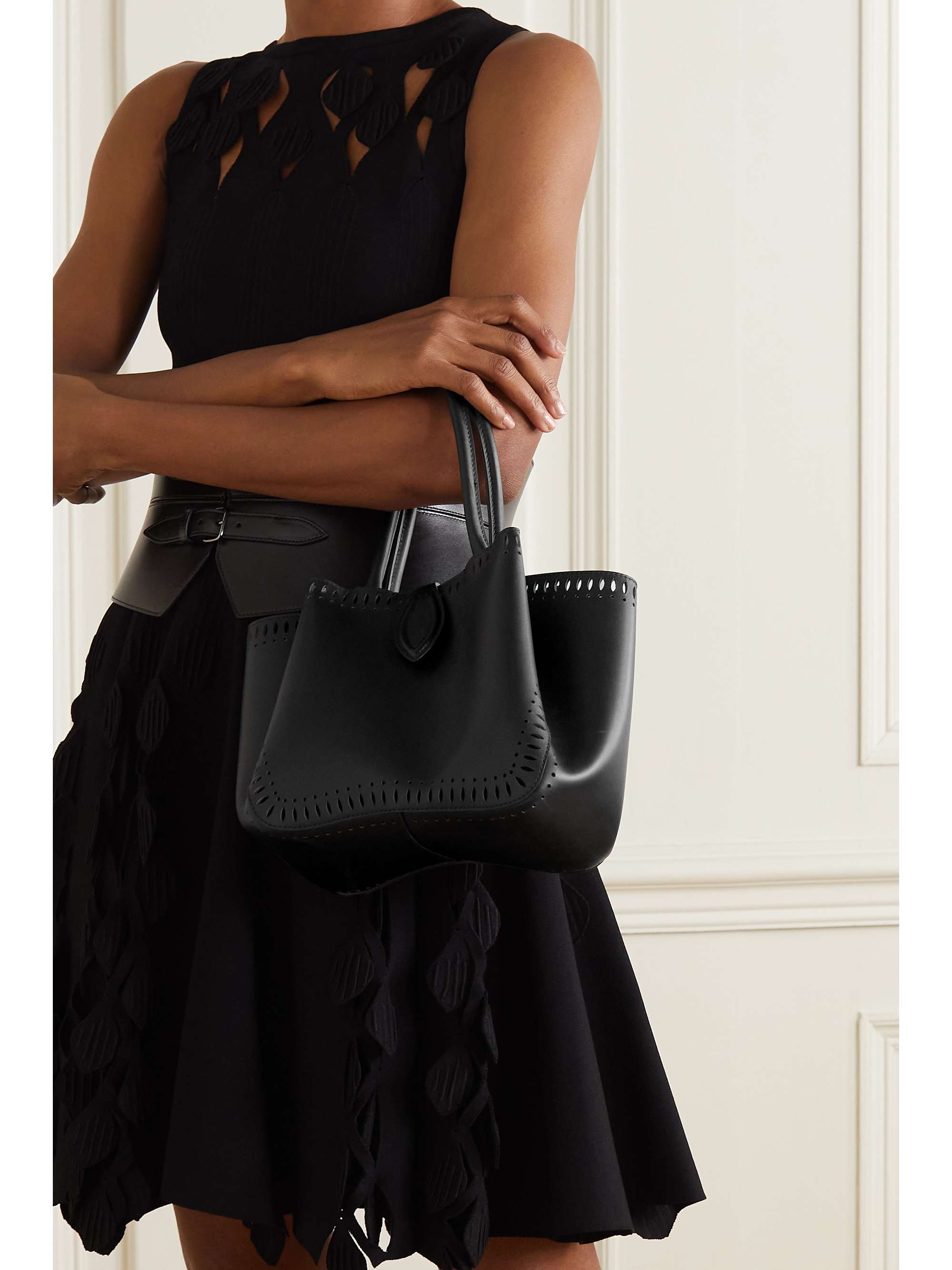 ALAÏA Angèle 20 XS laser-cut leather tote