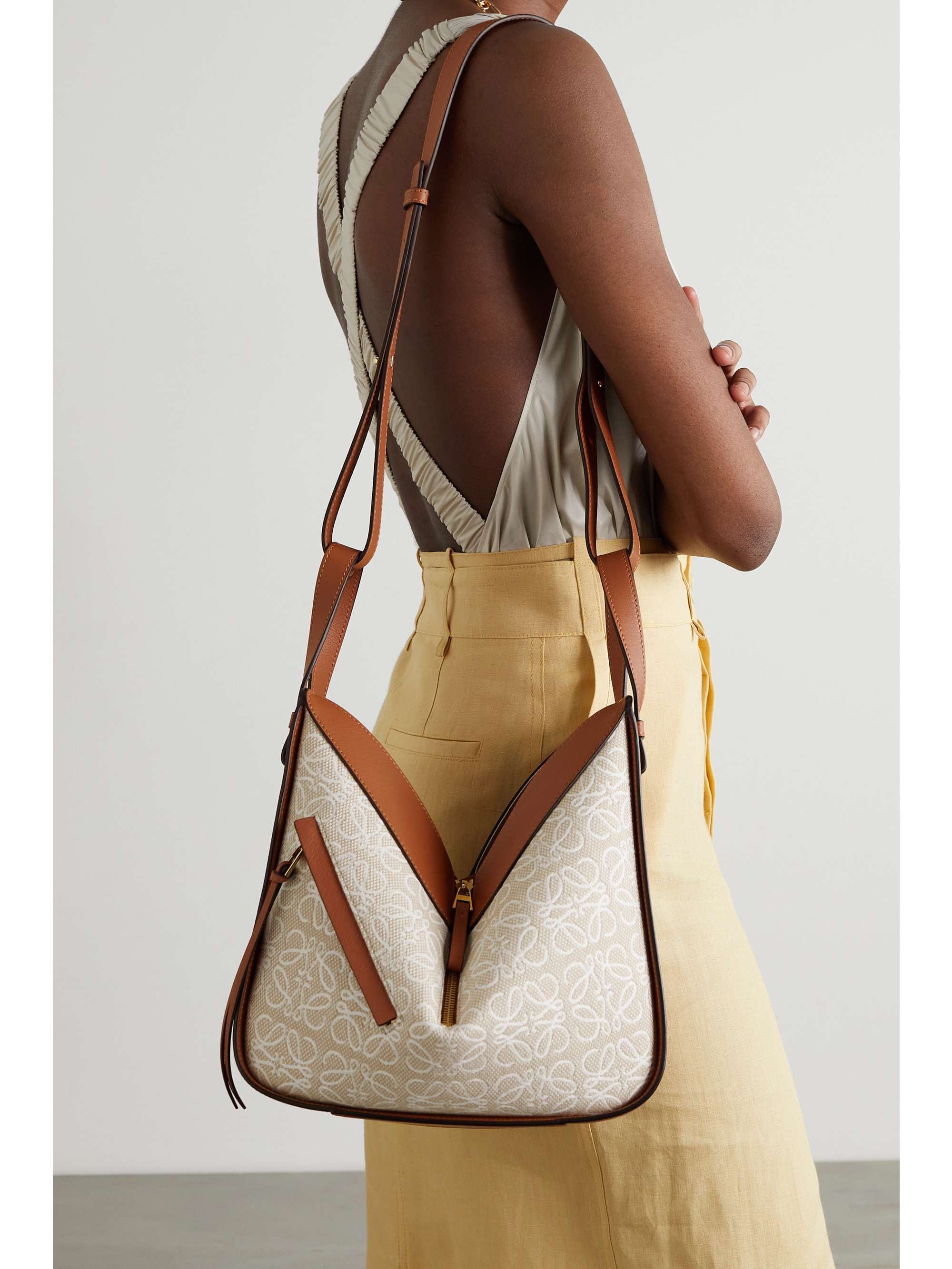 loewe tote canvas