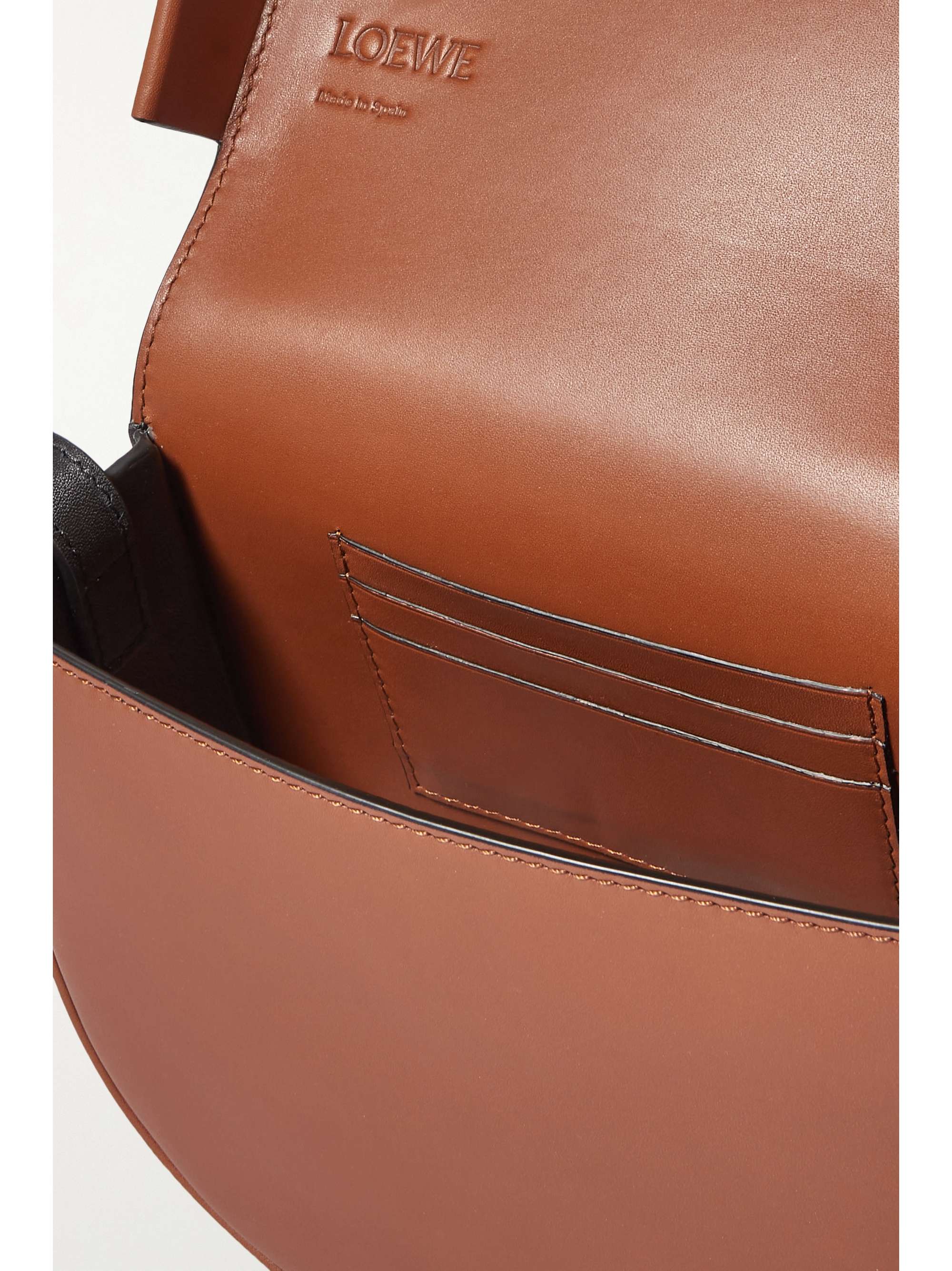 Tan Heel Duo textured-leather shoulder 