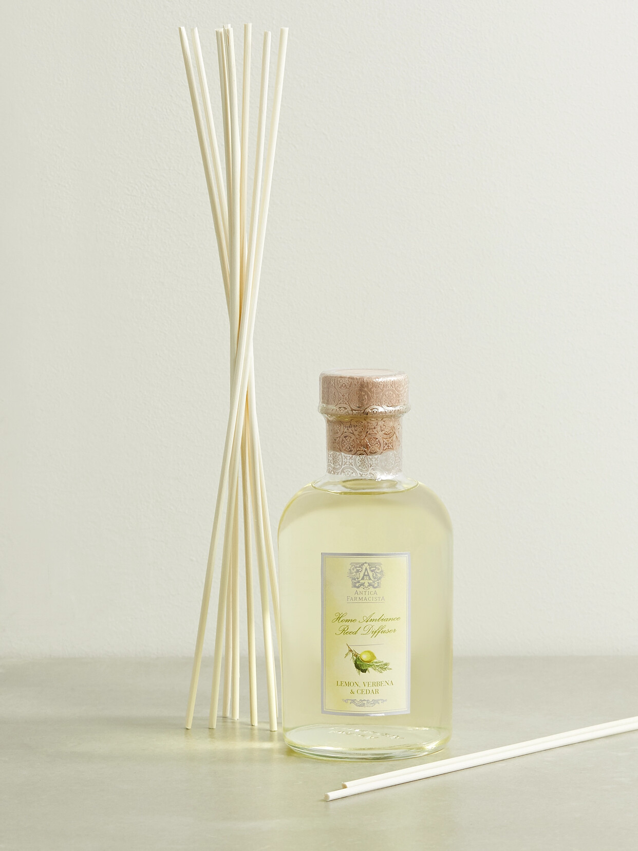 Antica Farmacista Lemon, Verbena & Cedar Reed Diffuser, 500ml In Clear