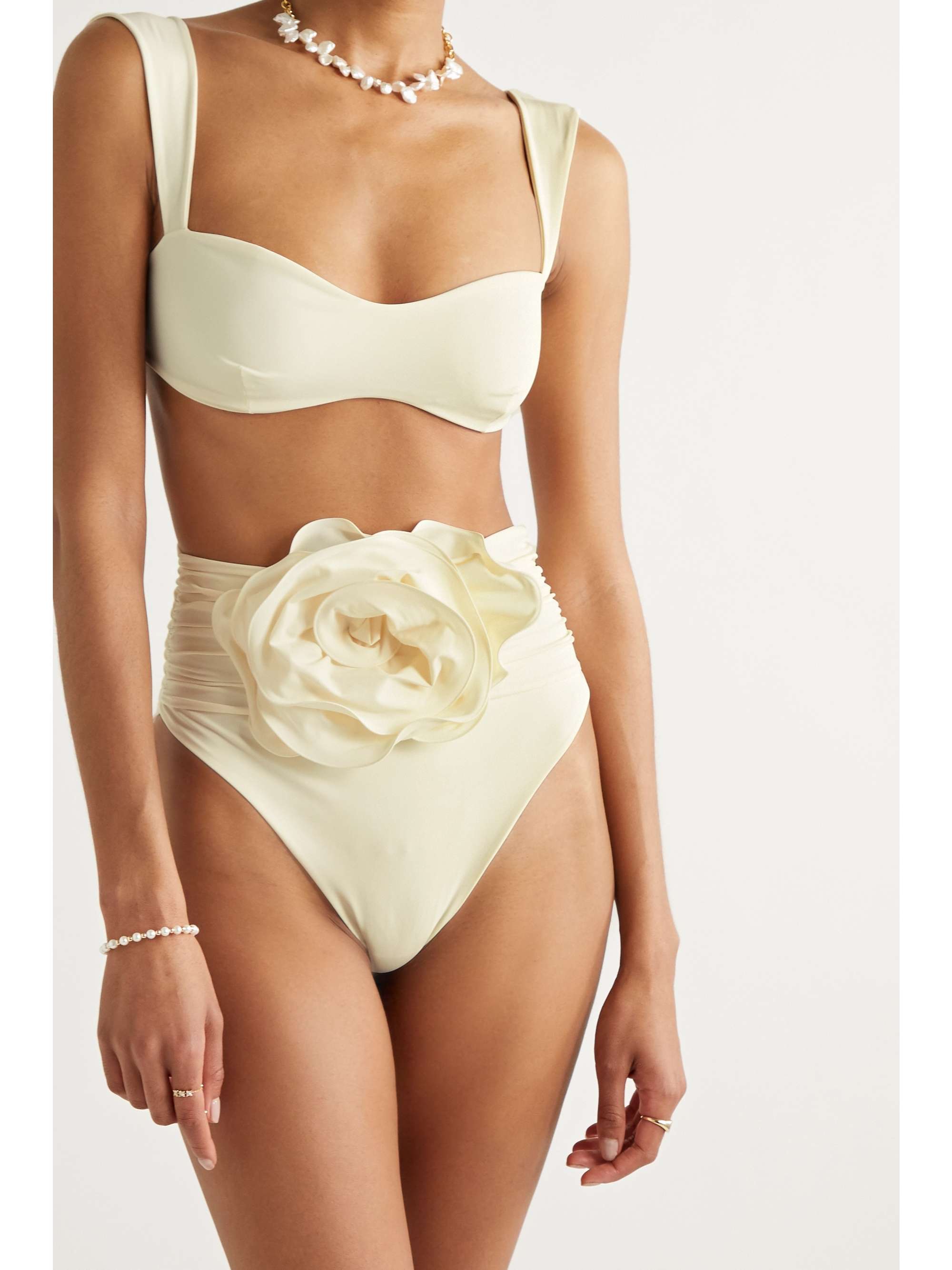Bộ bikini của Magda Butrym