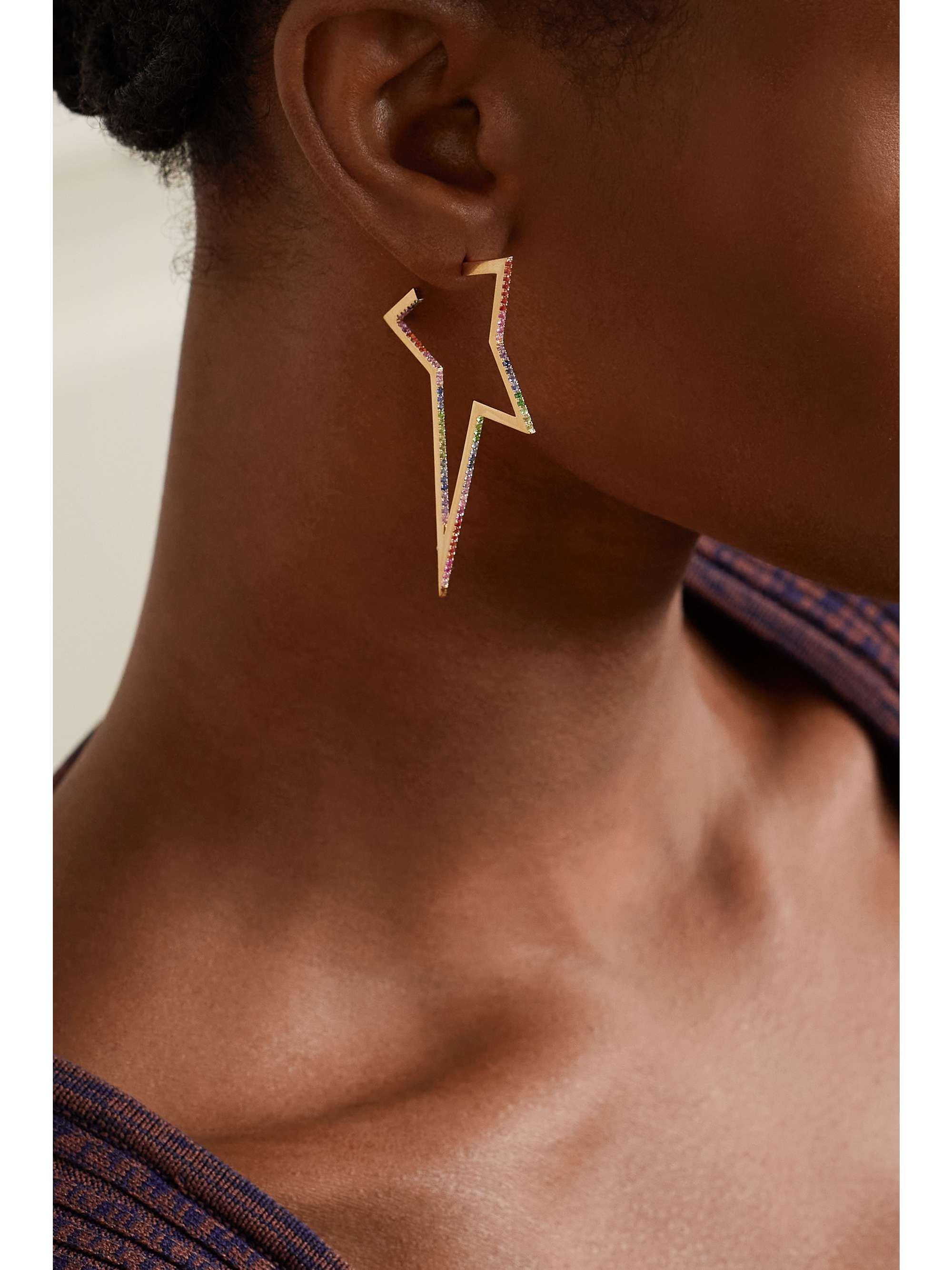DIANE KORDAS Rainbow Star large 14-karat rose gold, sapphire and tsavorite single earring