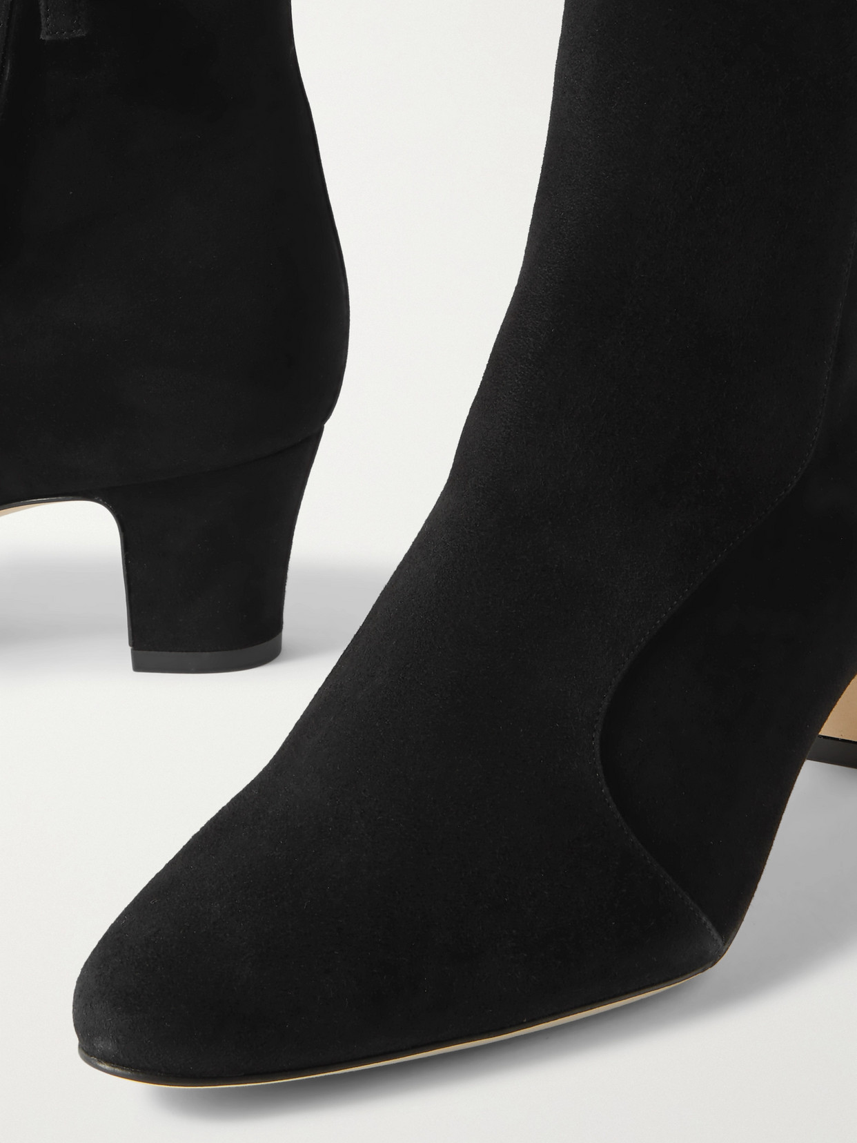 Manolo Blahnik Myconia 50 Suede Ankle Boots In Black