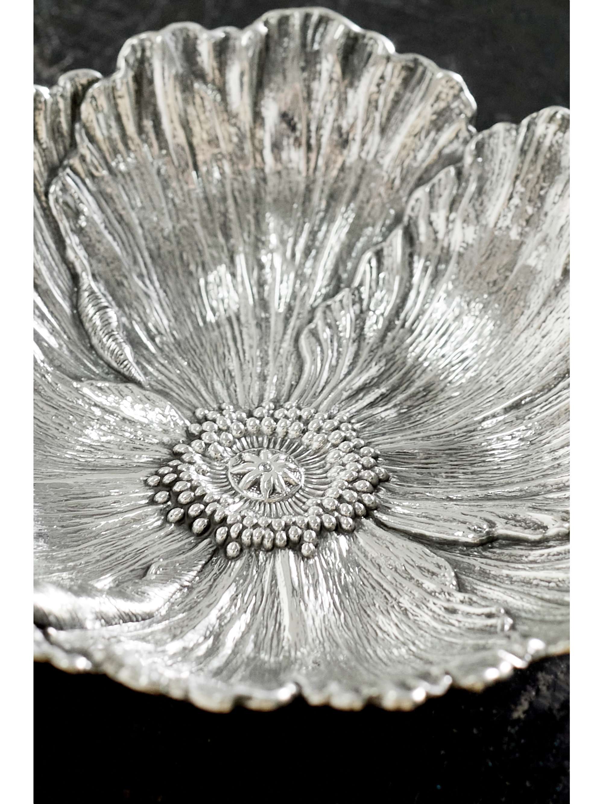 BUCCELLATI Poppy silver bowl