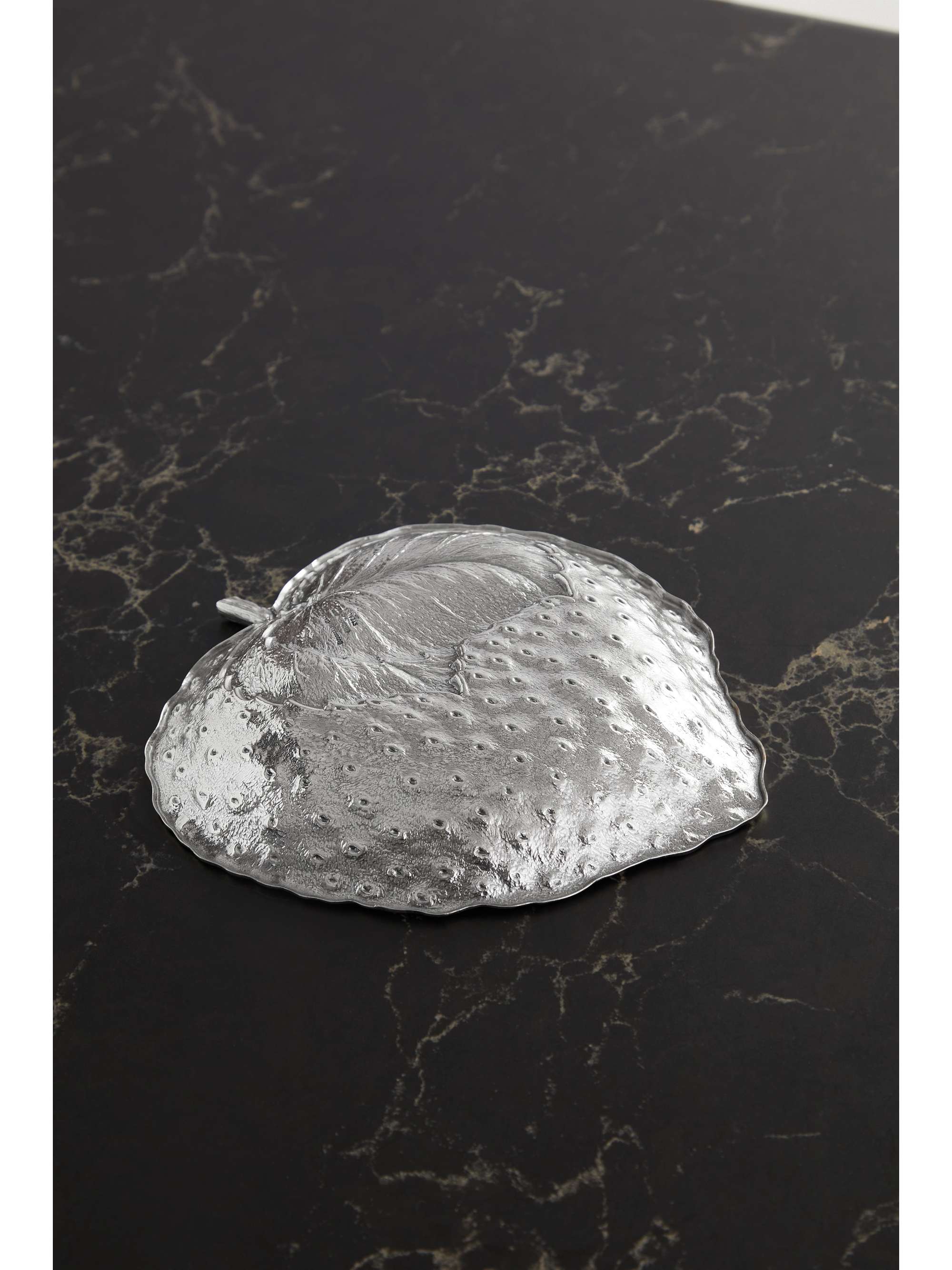 BUCCELLATI Strawberry silver bowl