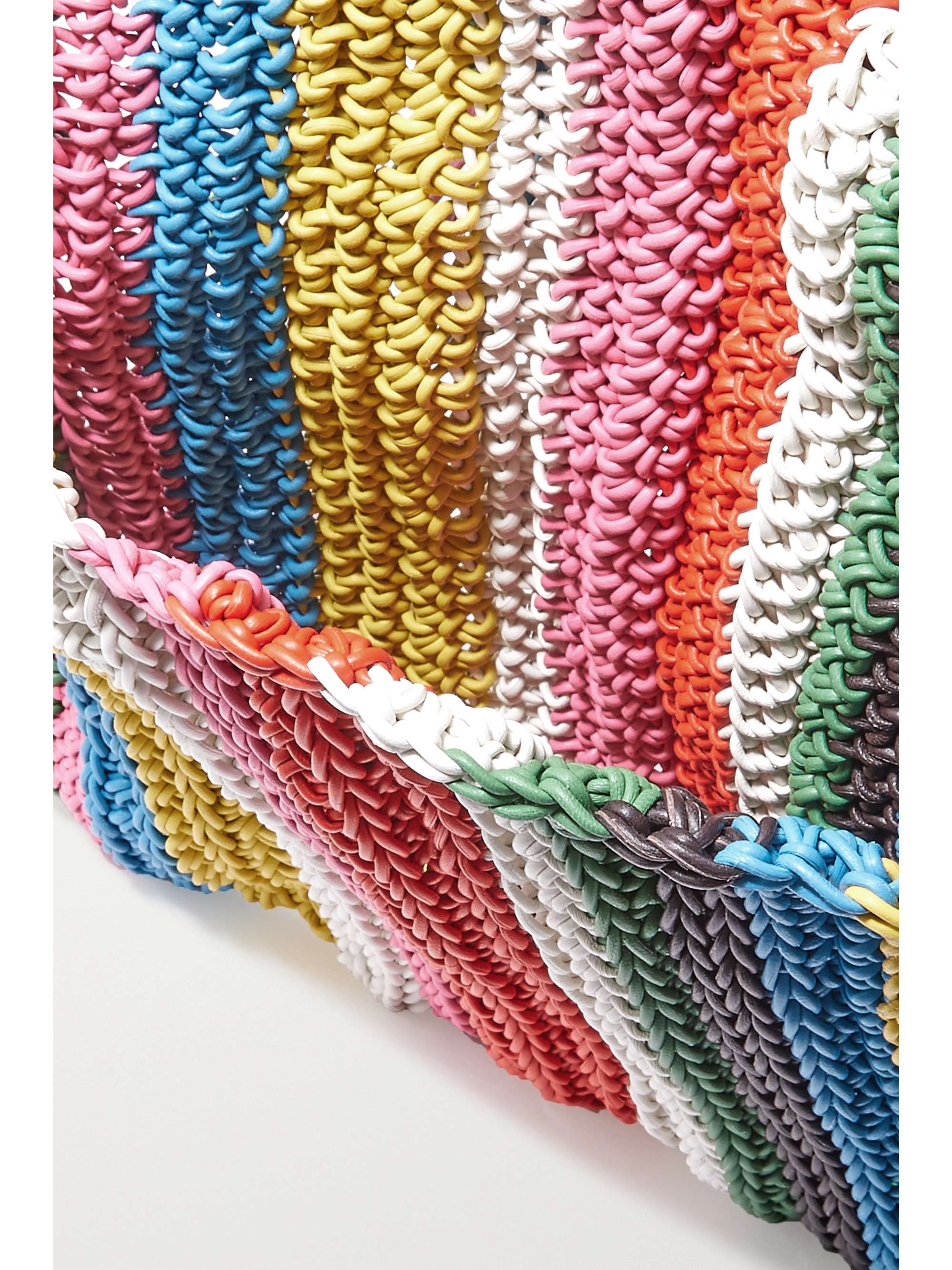 CHLOÉ Pochette en cuir macramé à rayures et à franges