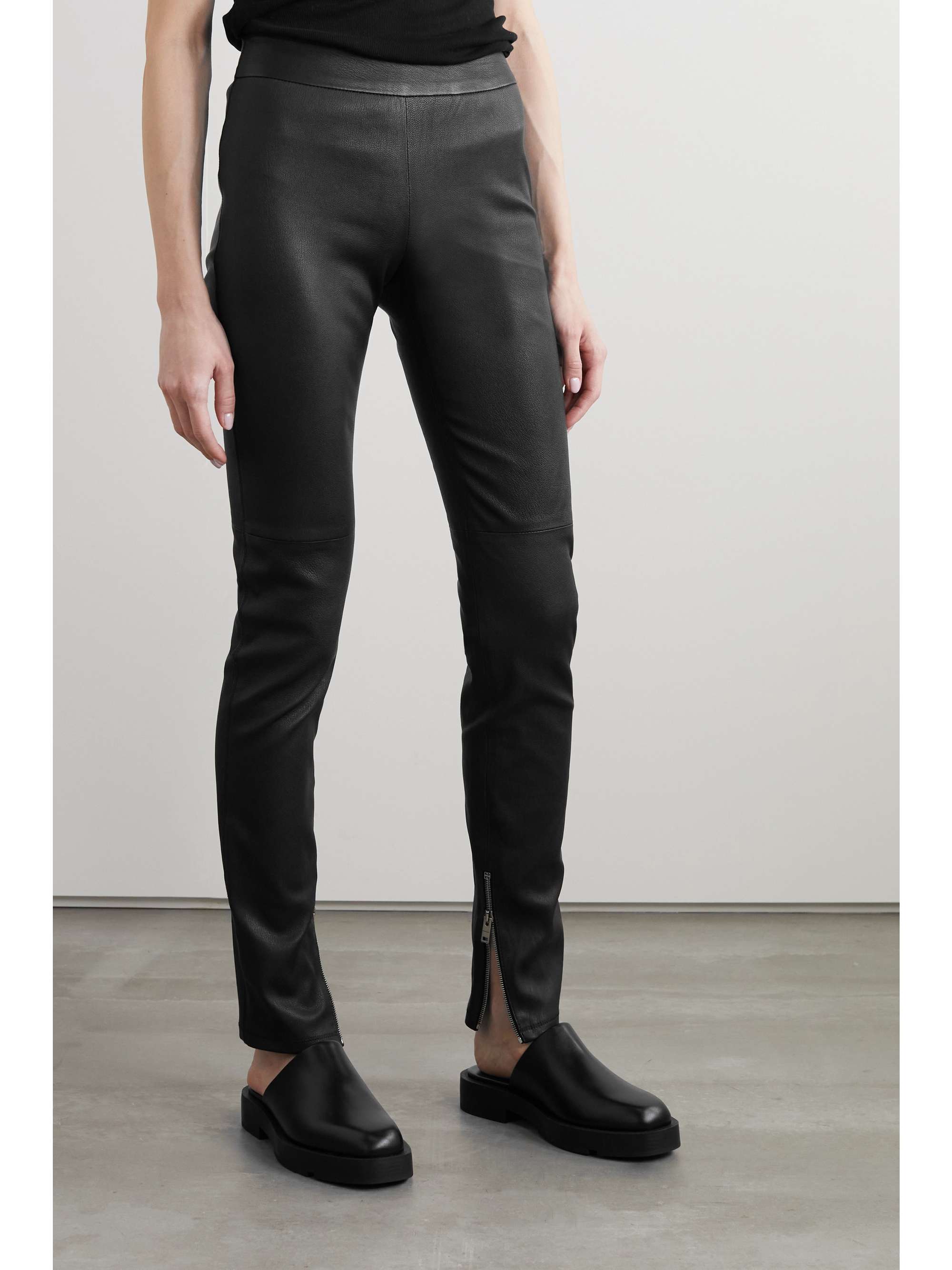 GIVENCHY Overlock leather leggings