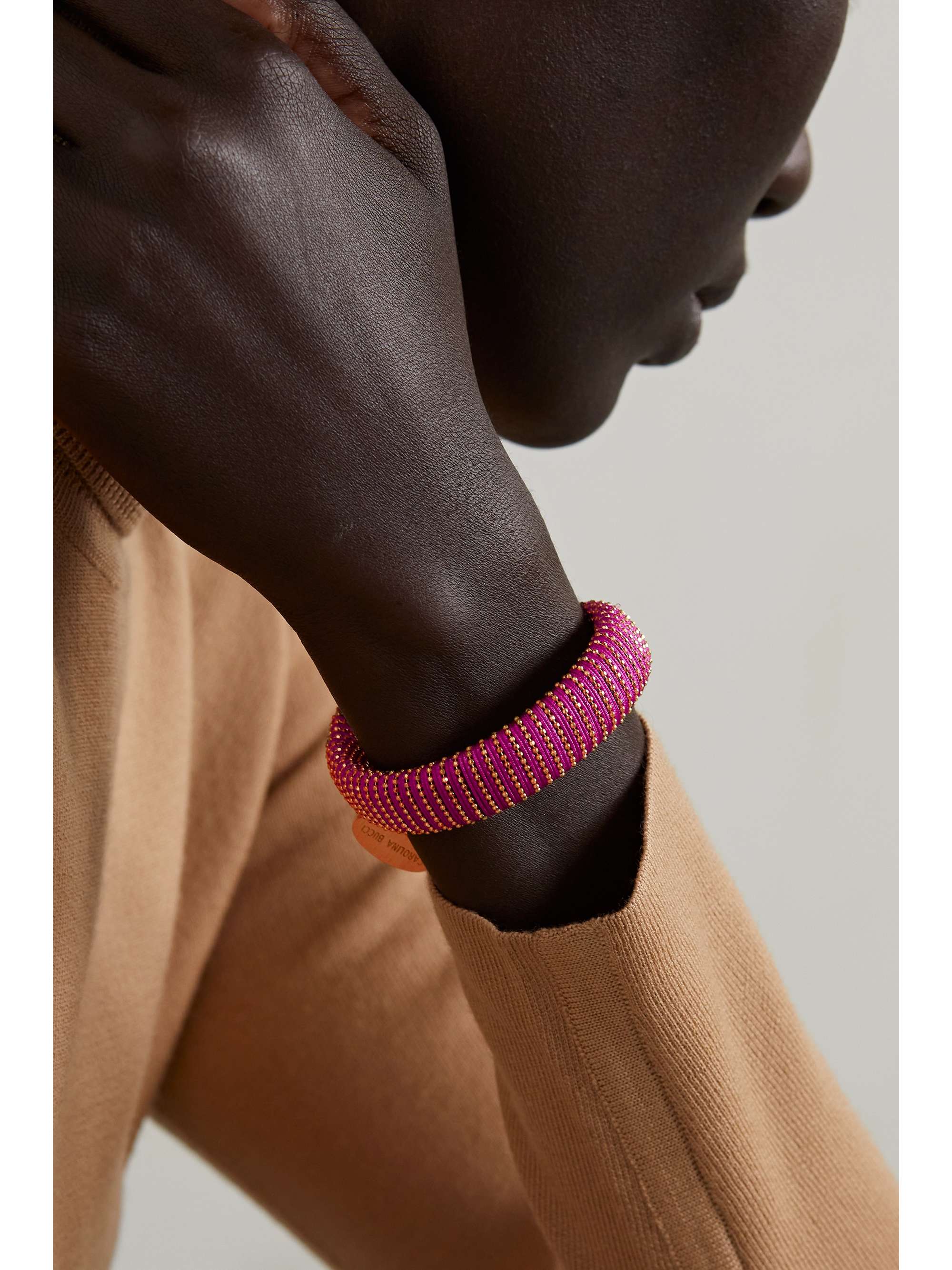 CAROLINA BUCCI Caro Armspange mit Roségoldauflage und Baumwolle