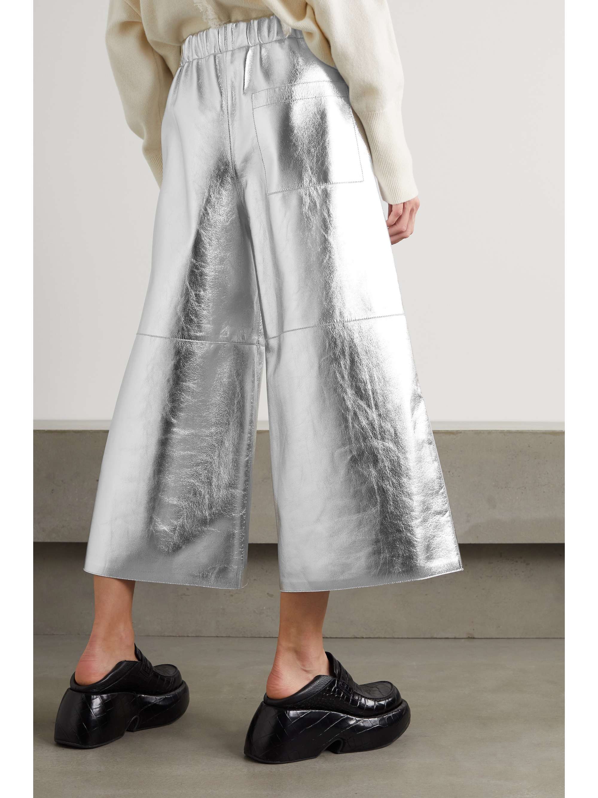 Silver Cropped metallic texture-leather 