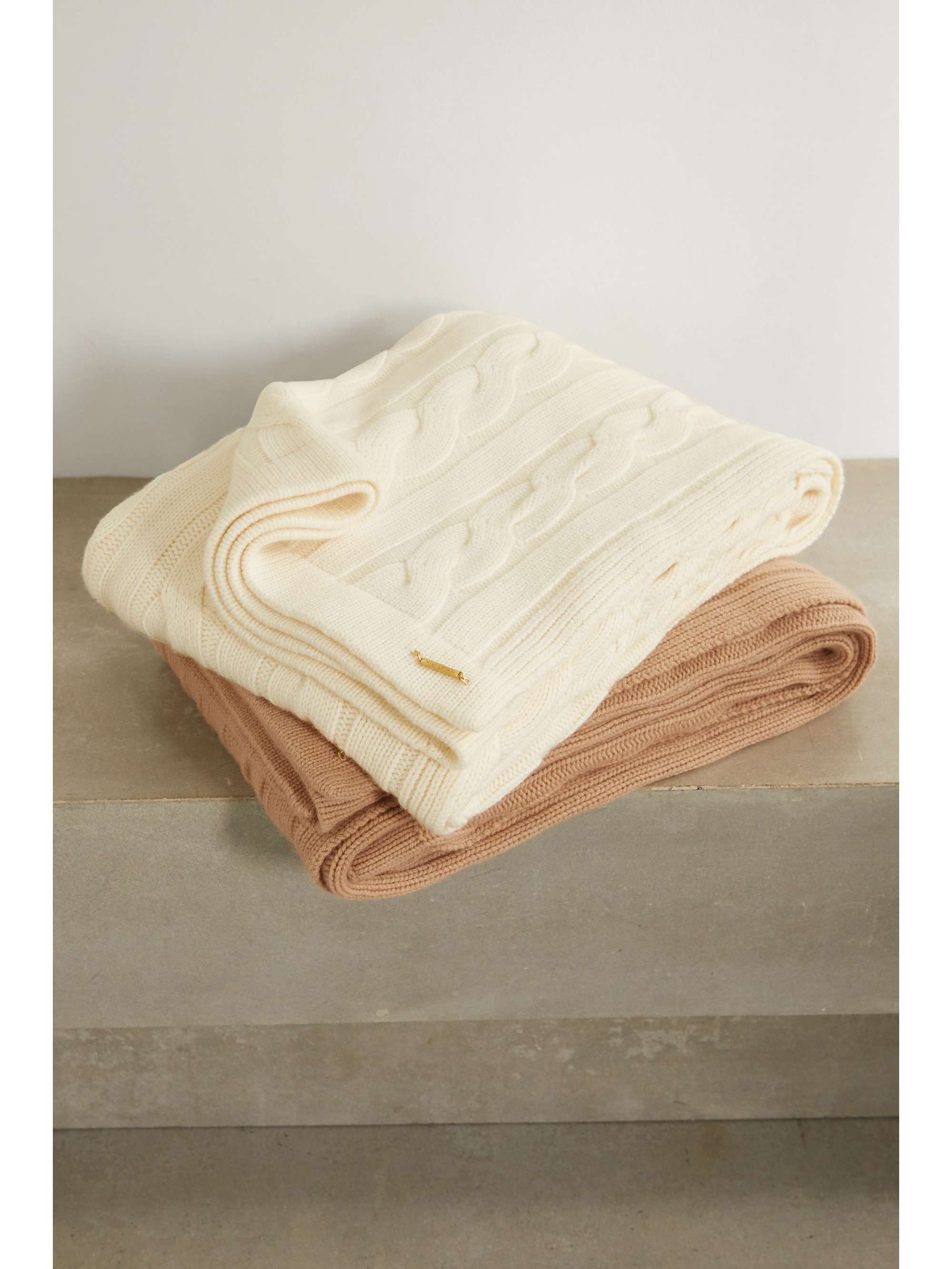 NILI LOTAN Ski Lodge cableknit cashmere blanket NETAPORTER