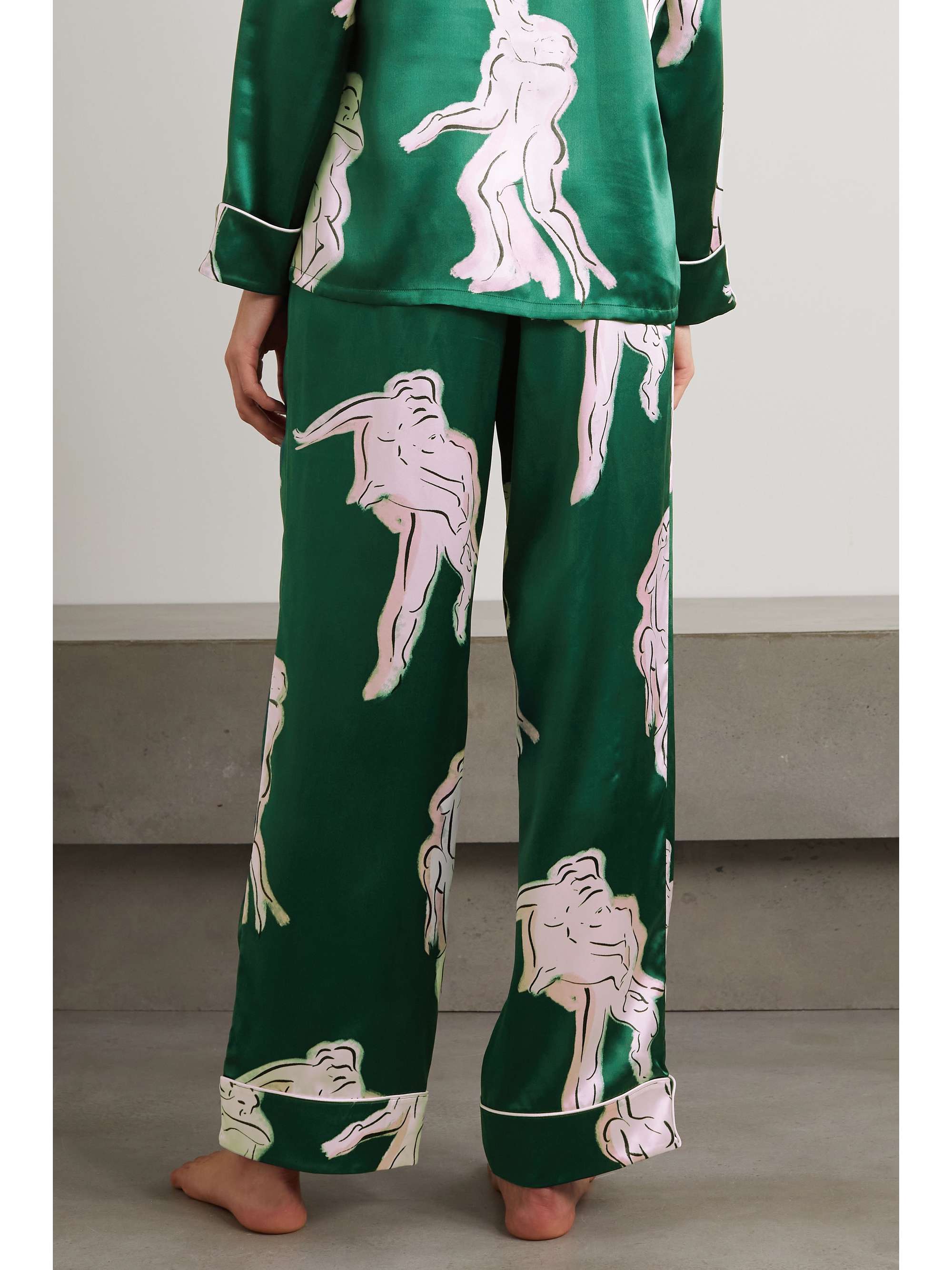 OLIVIA VON HALLE Lila Atlas Pyjama aus bedrucktem Seidensatin