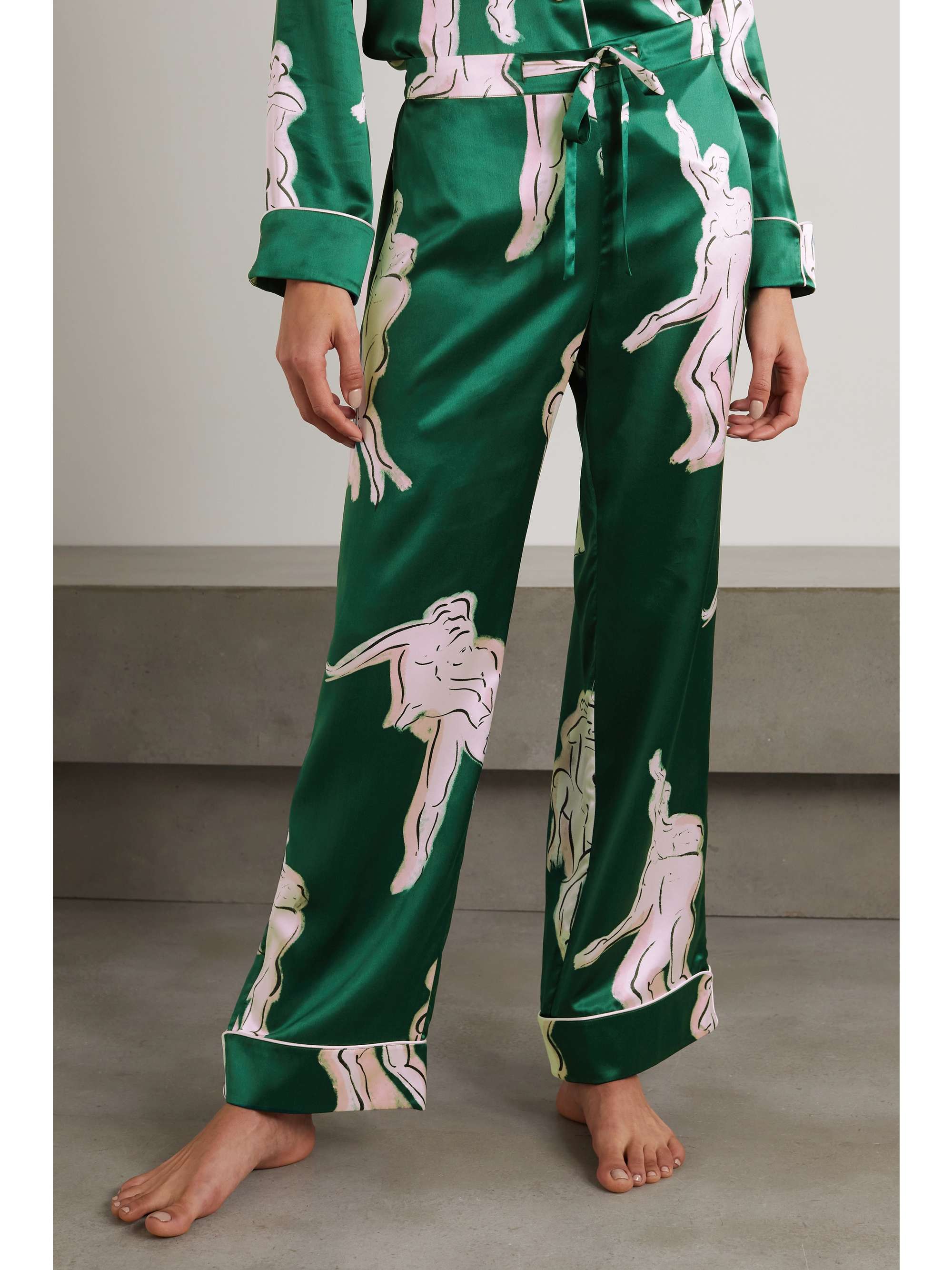 OLIVIA VON HALLE Lila Atlas Pyjama aus bedrucktem Seidensatin
