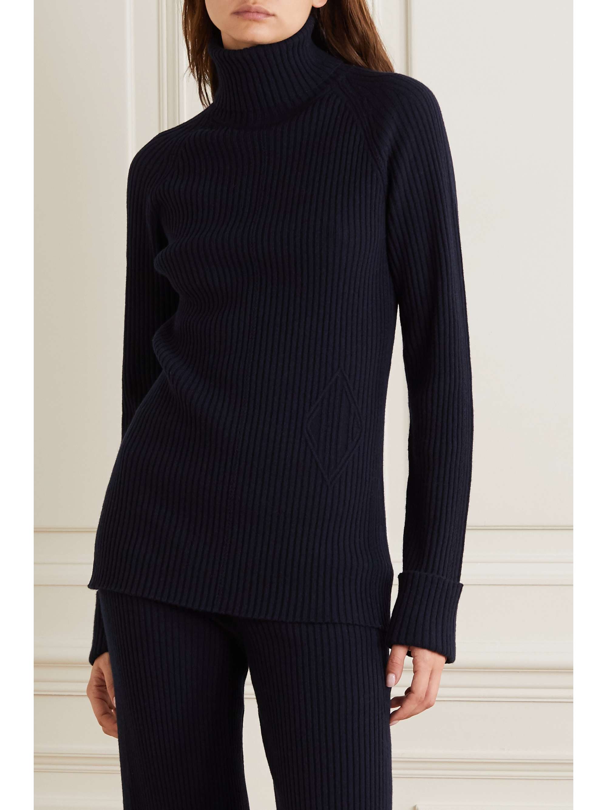 CHLOÉ Ribbed wool and silk-blend turtleneck sweater