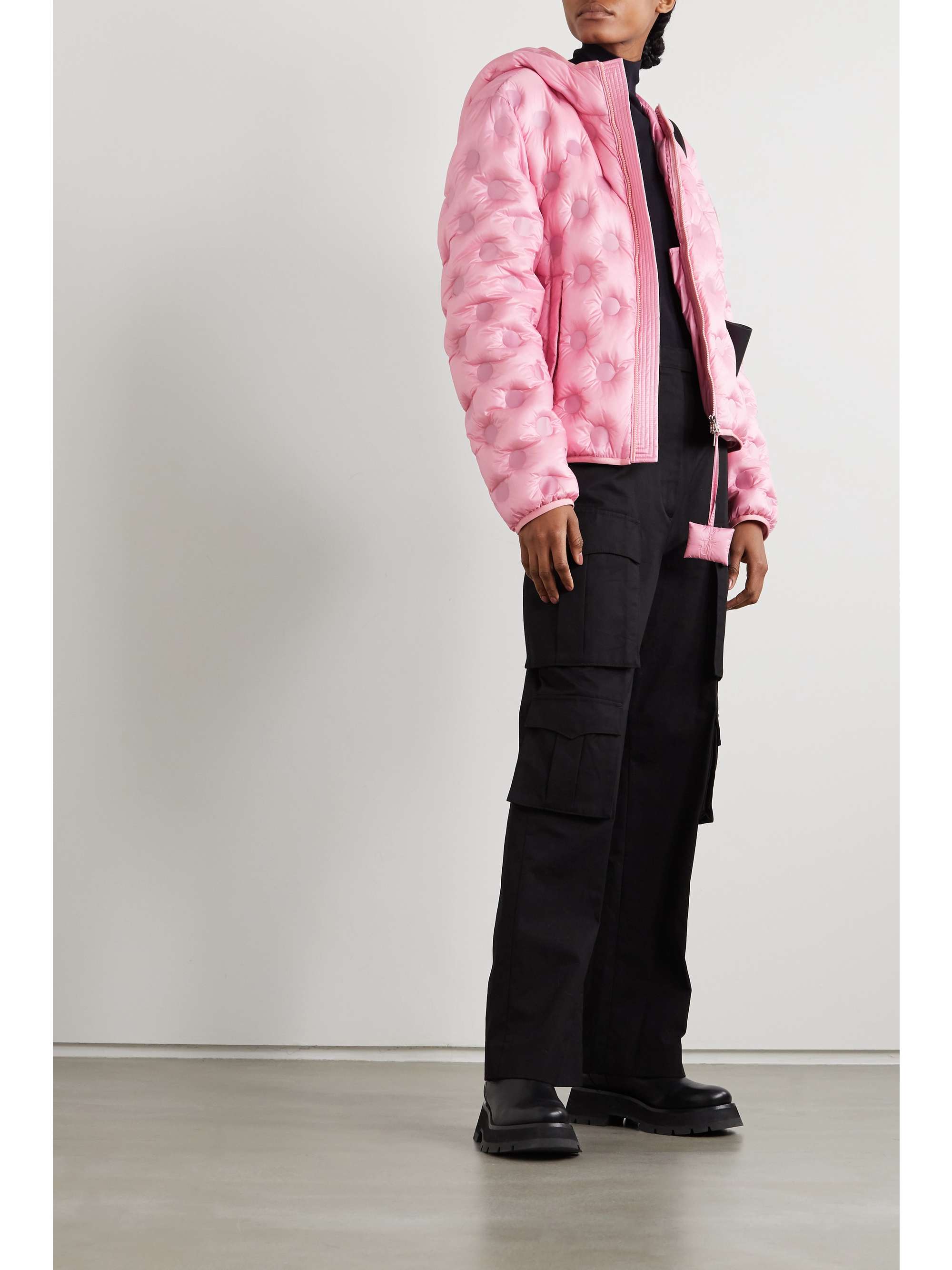 MONCLER GENIUS x 1 JW Anderson “Abbotts” 绗缝软壳面料羽绒连帽外套