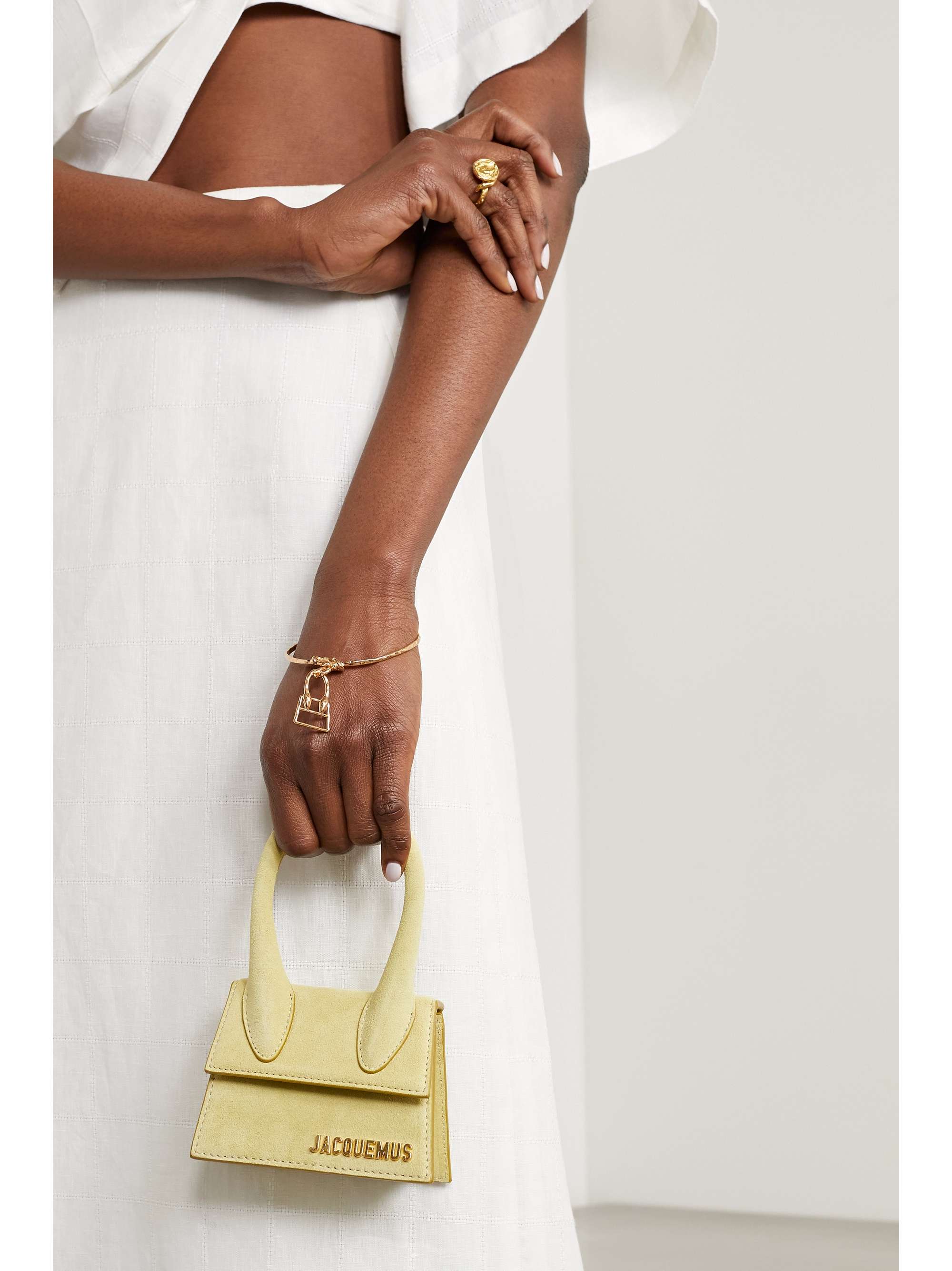 JACQUEMUS Le Chiquita hammered gold-tone bracelet