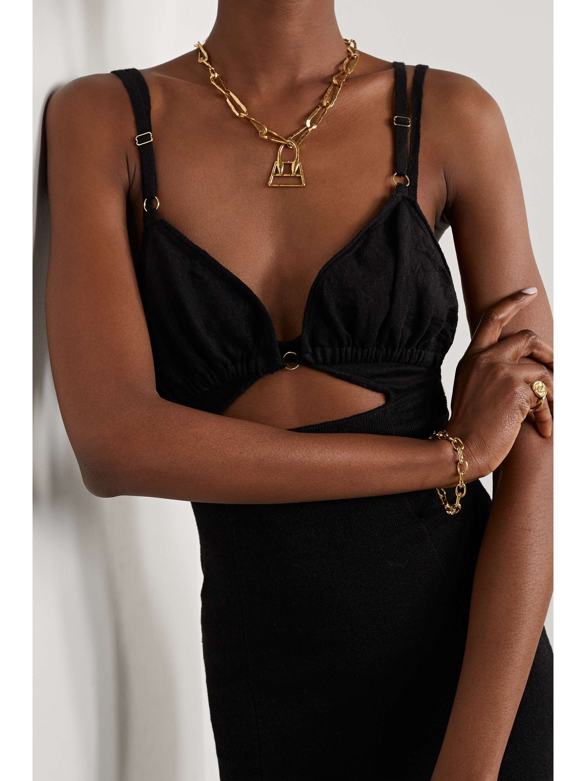 JACQUEMUS Le Chiquita hammered gold-tone necklace