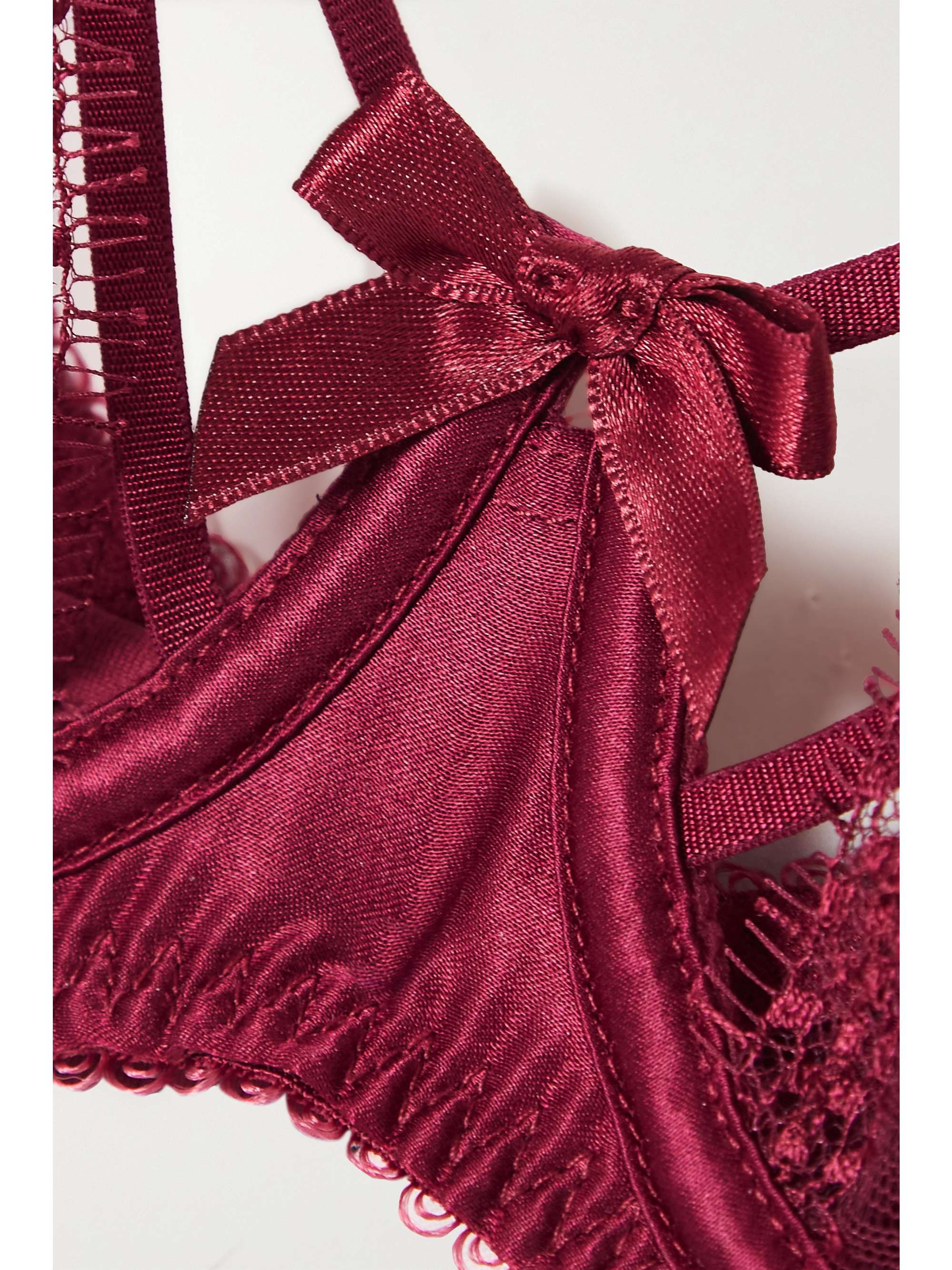 AGENT PROVOCATEUR Tanya tulle, stretch-silk and Leavers lace underwired soft-cup bra