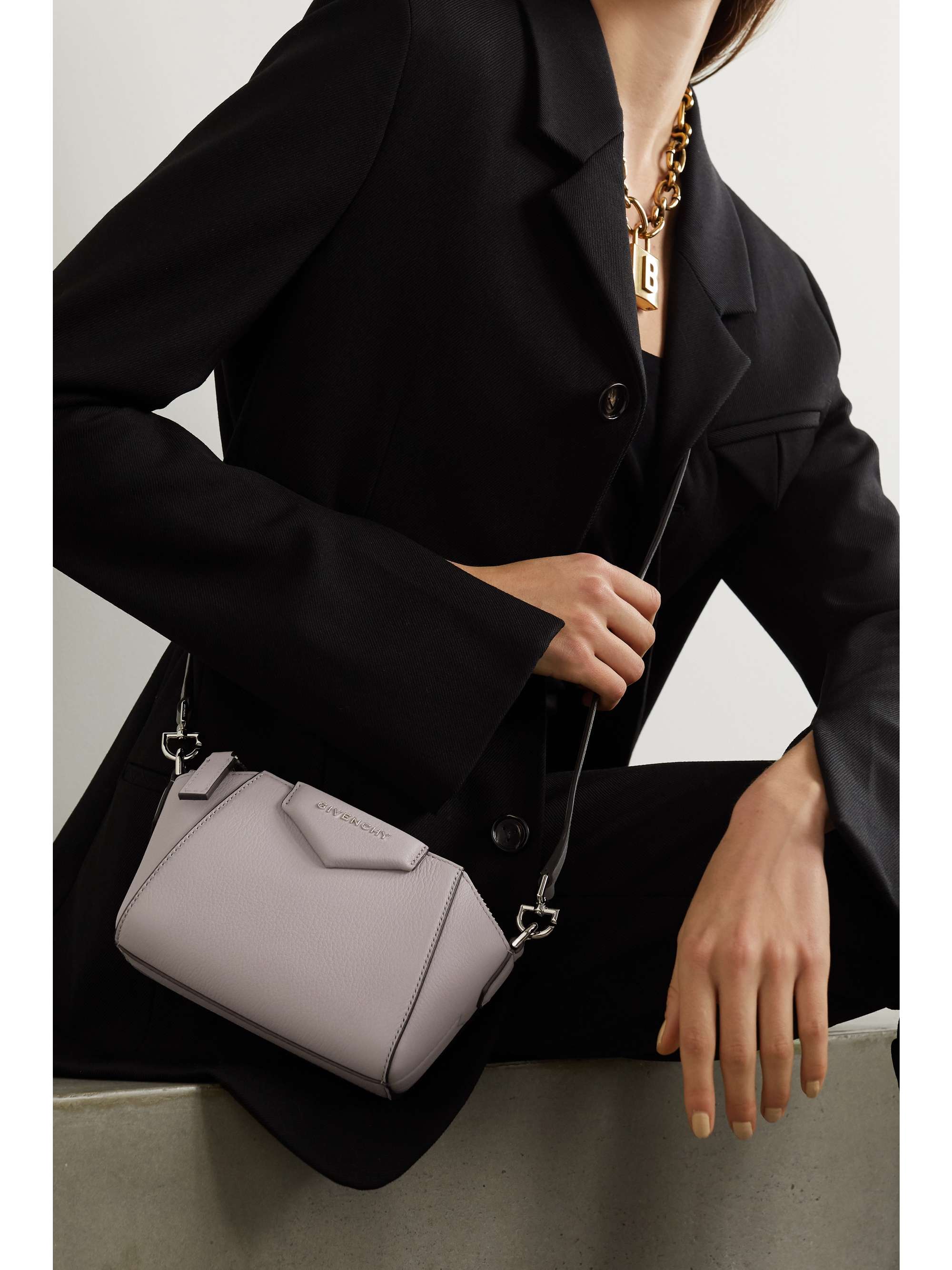 givenchy antigona nano