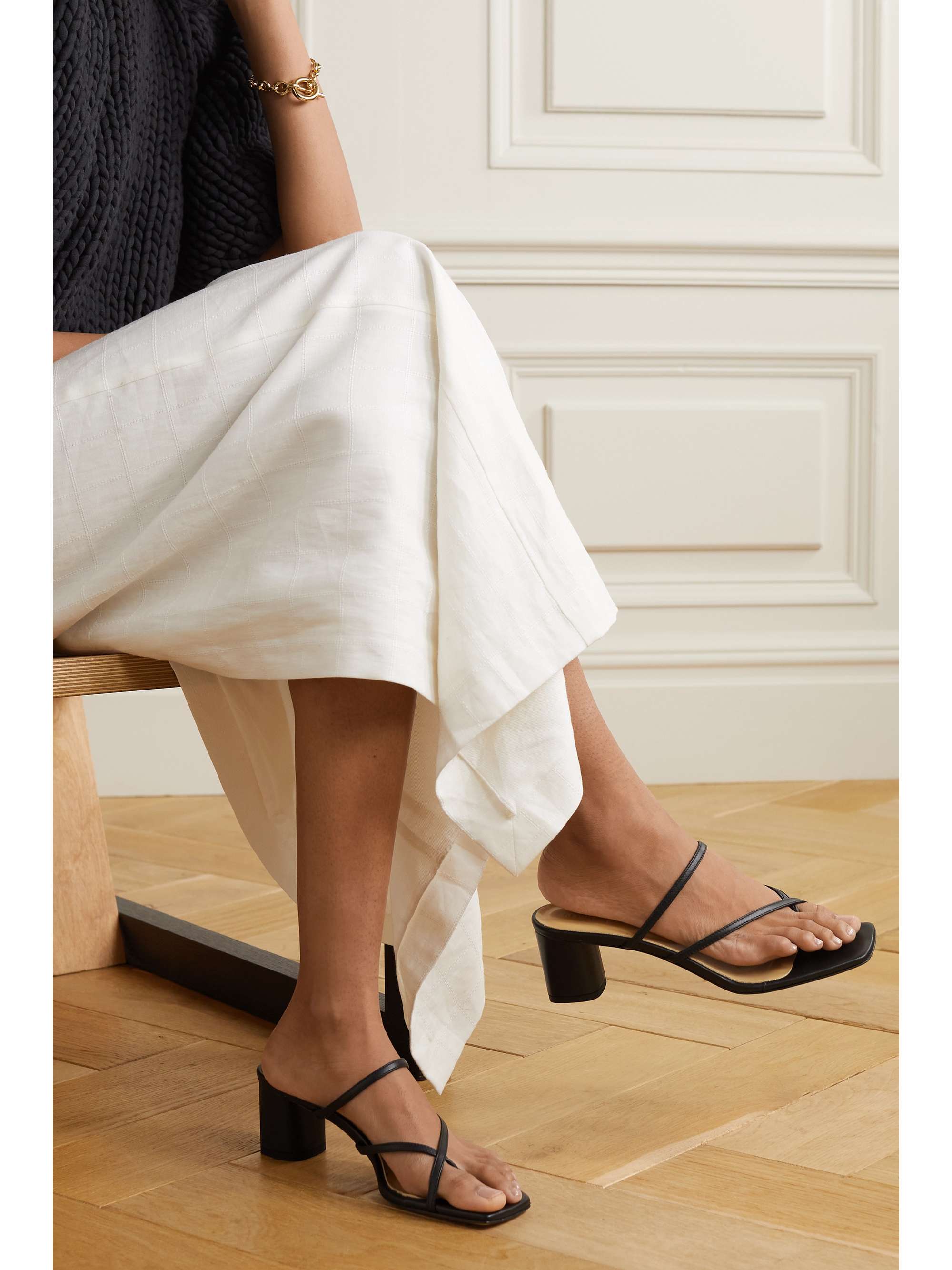 aeyde larissa leather mules