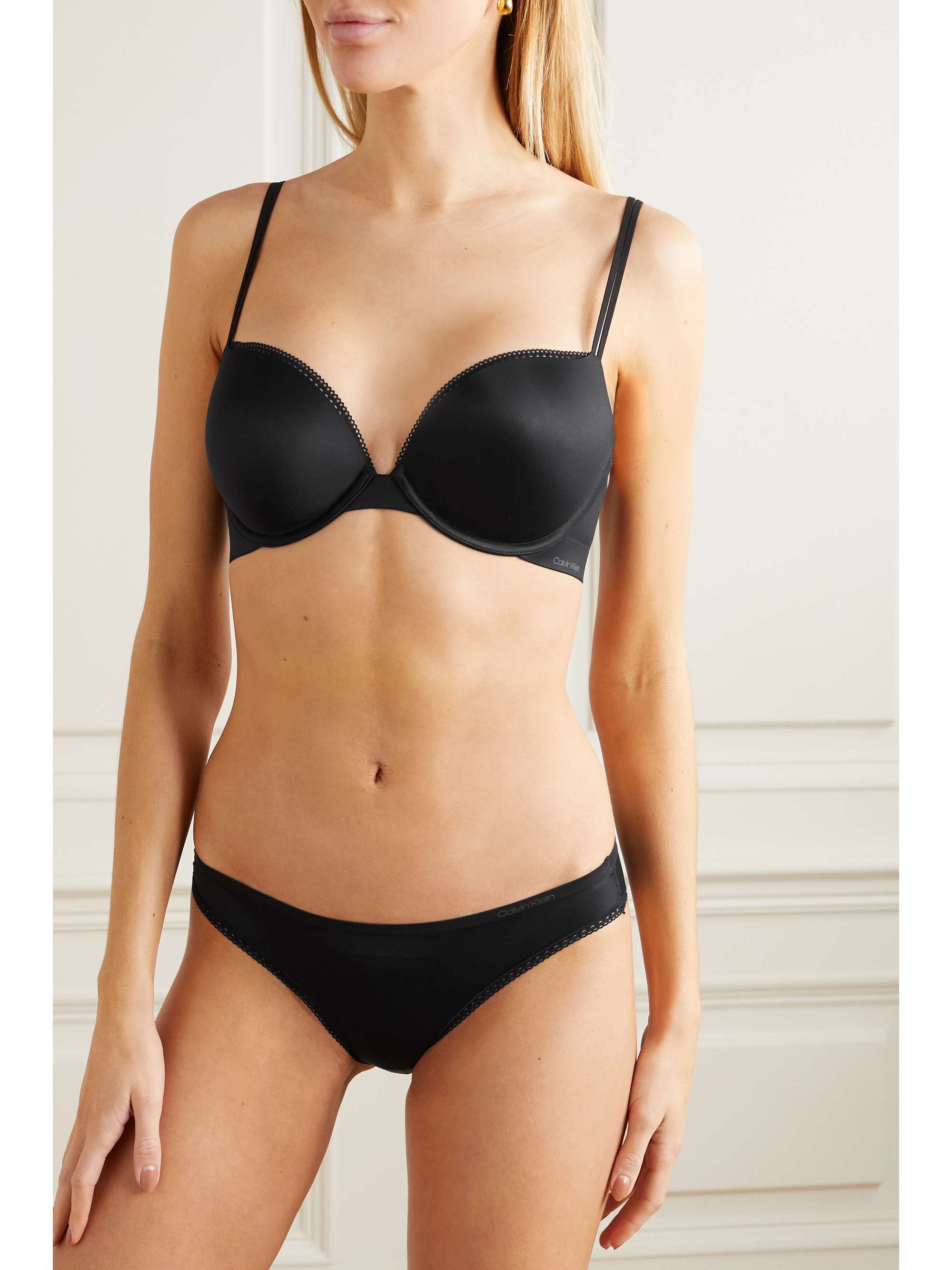 Calvin Klein, Liquid Touch Plunge Bra, Plunge Bras