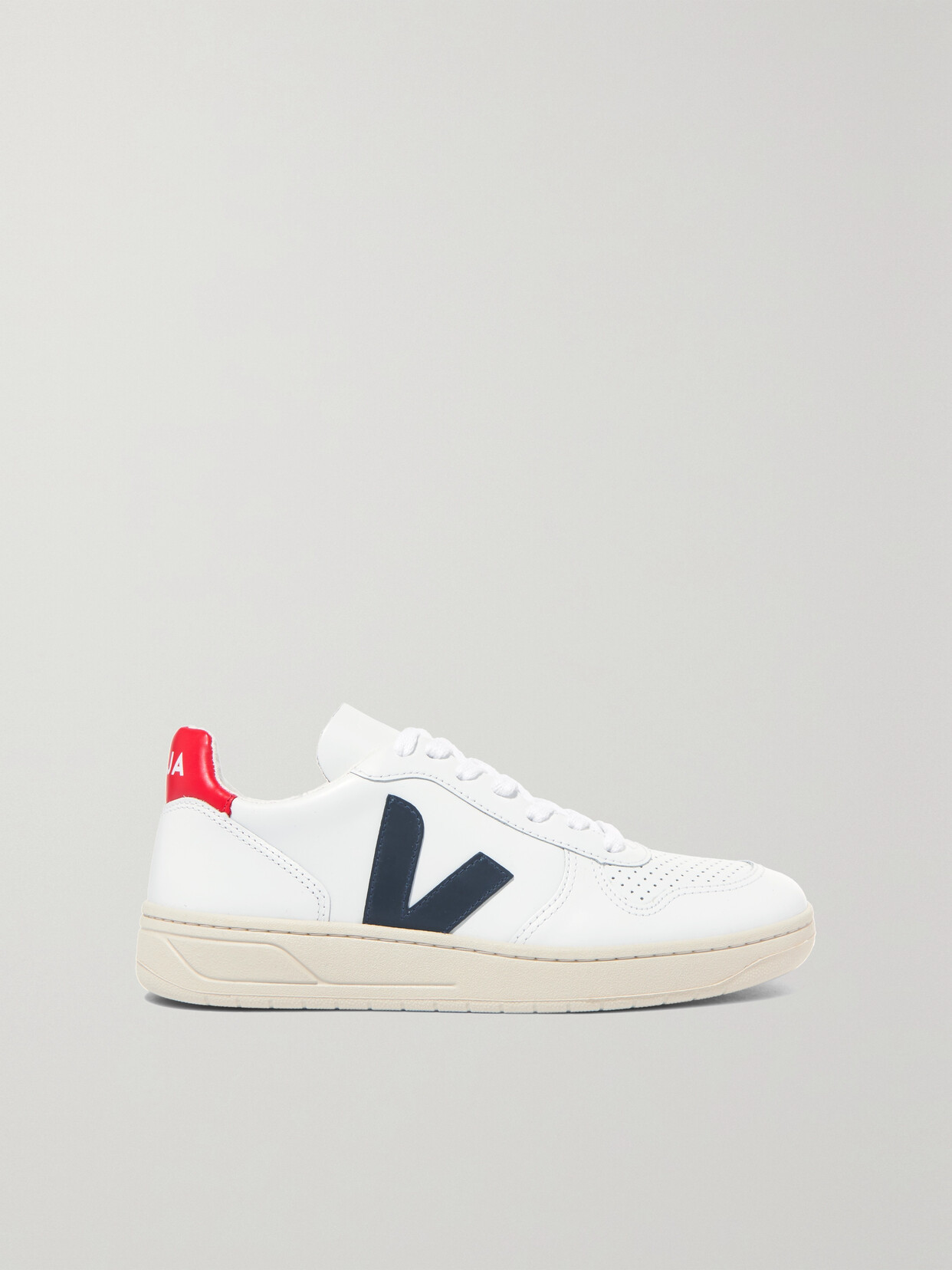 Veja - + Net Sustain V-10 Leather Sneakers - White